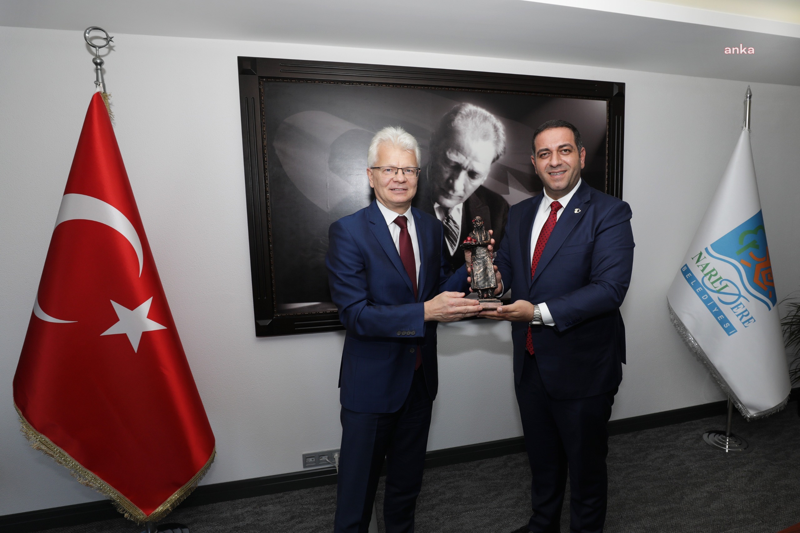 Litvanya’nın Büyükelçisi Degutis, Narlıdere Belediye Başkanı Uzun’u ziyaret etti