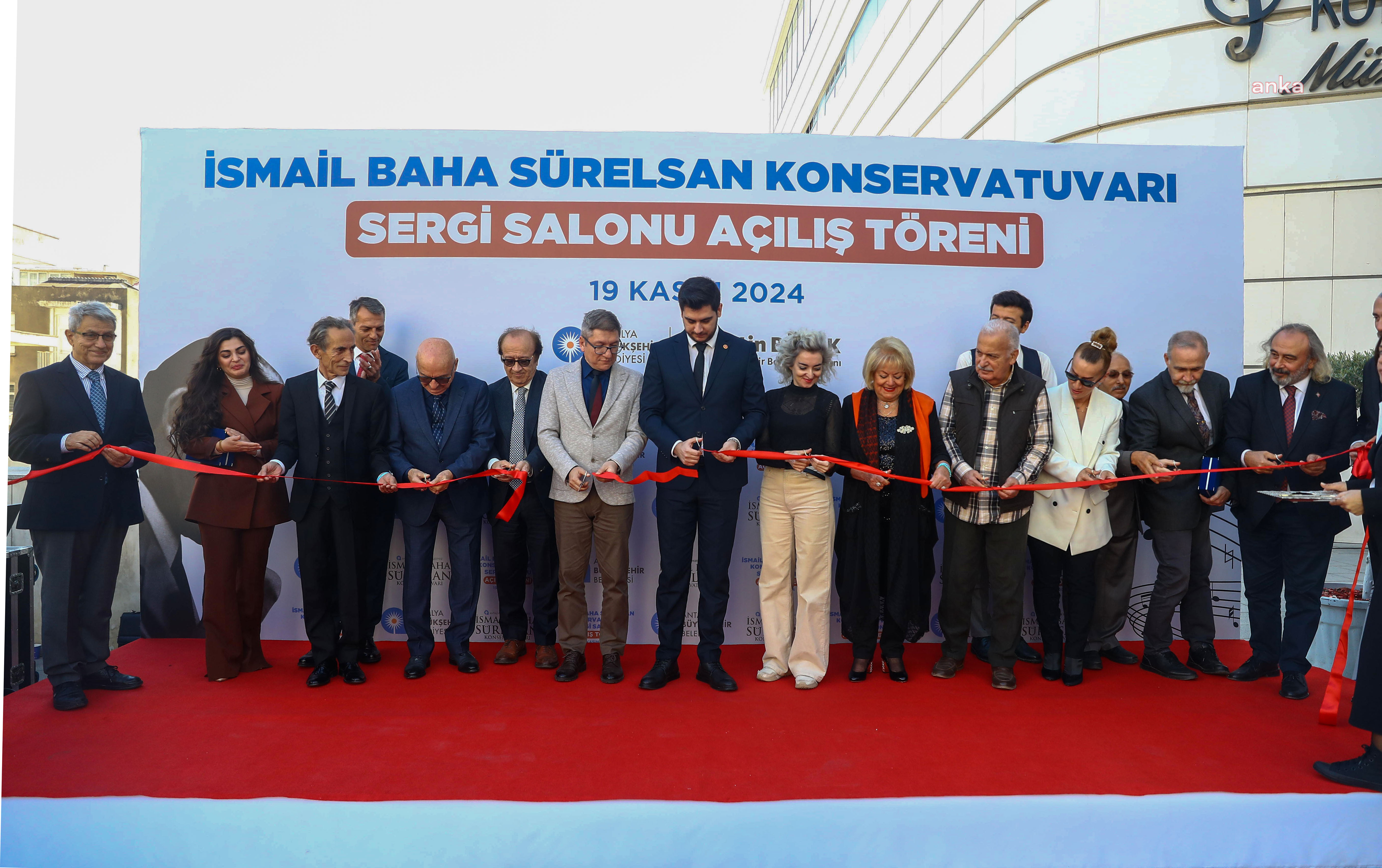 Antalya Büyükşehir Belediyesi “İsmail Baha Sürelsan Sergi Salonu” açıldı