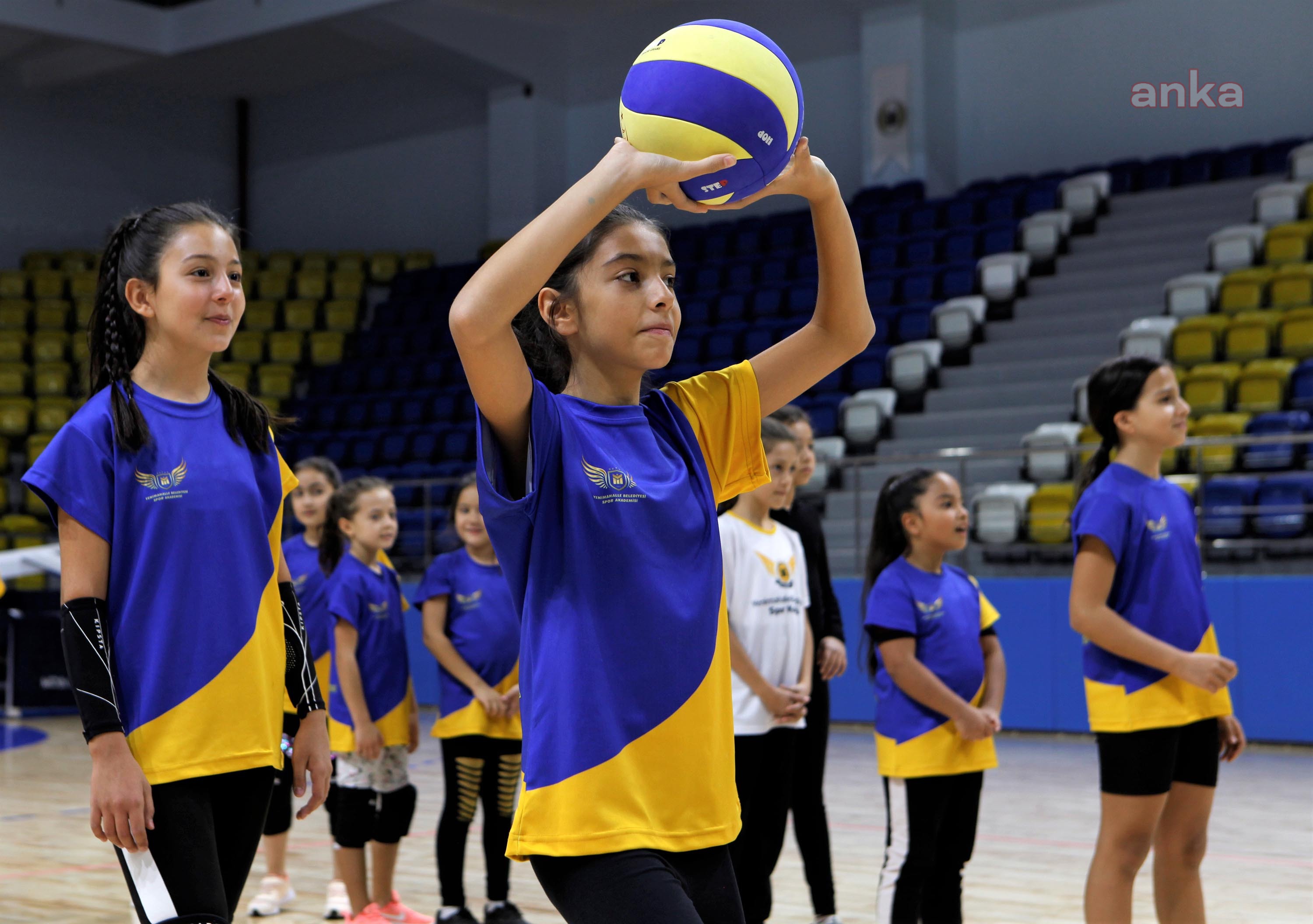 YENİMAHALLE'NİN SPOR MERKEZLERİ, KAPILARINI AÇIYOR