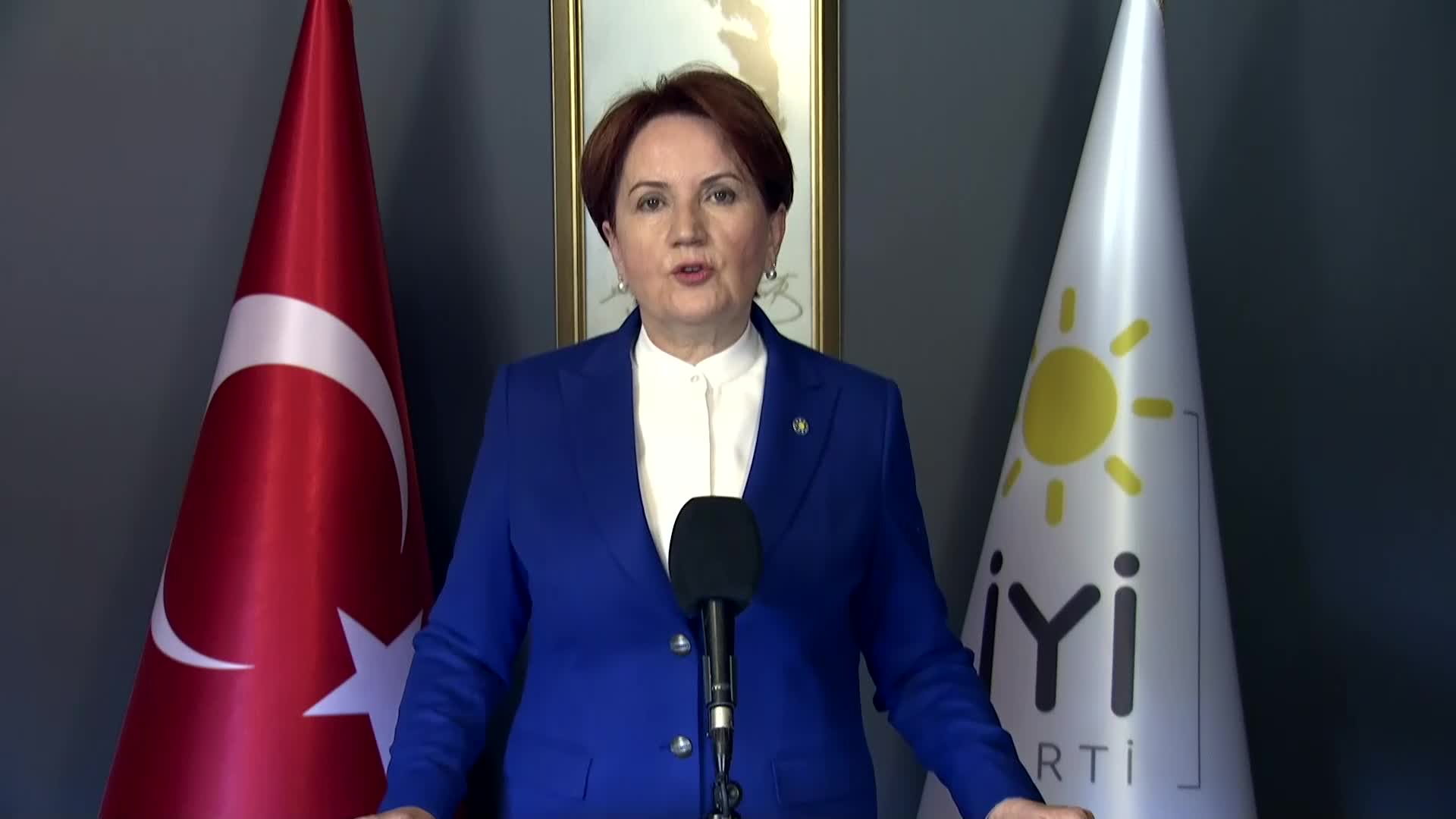 AKŞENER: KORONAVİRÜSTEN ÖLEN SAĞLIK ÇALIŞANLARI ŞEHİT İLAN EDİLSİN