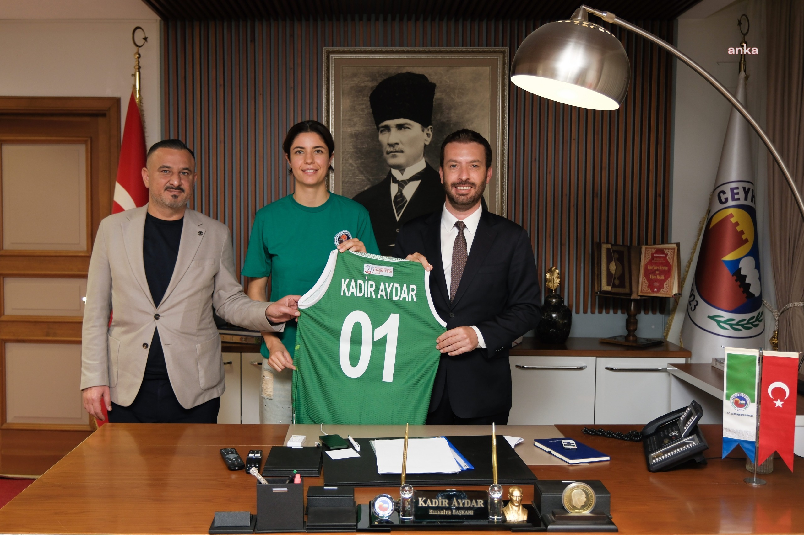 Ceyhan Belediye Basketbol Akademi’den Başkan Kadir Aydar’a ziyaret