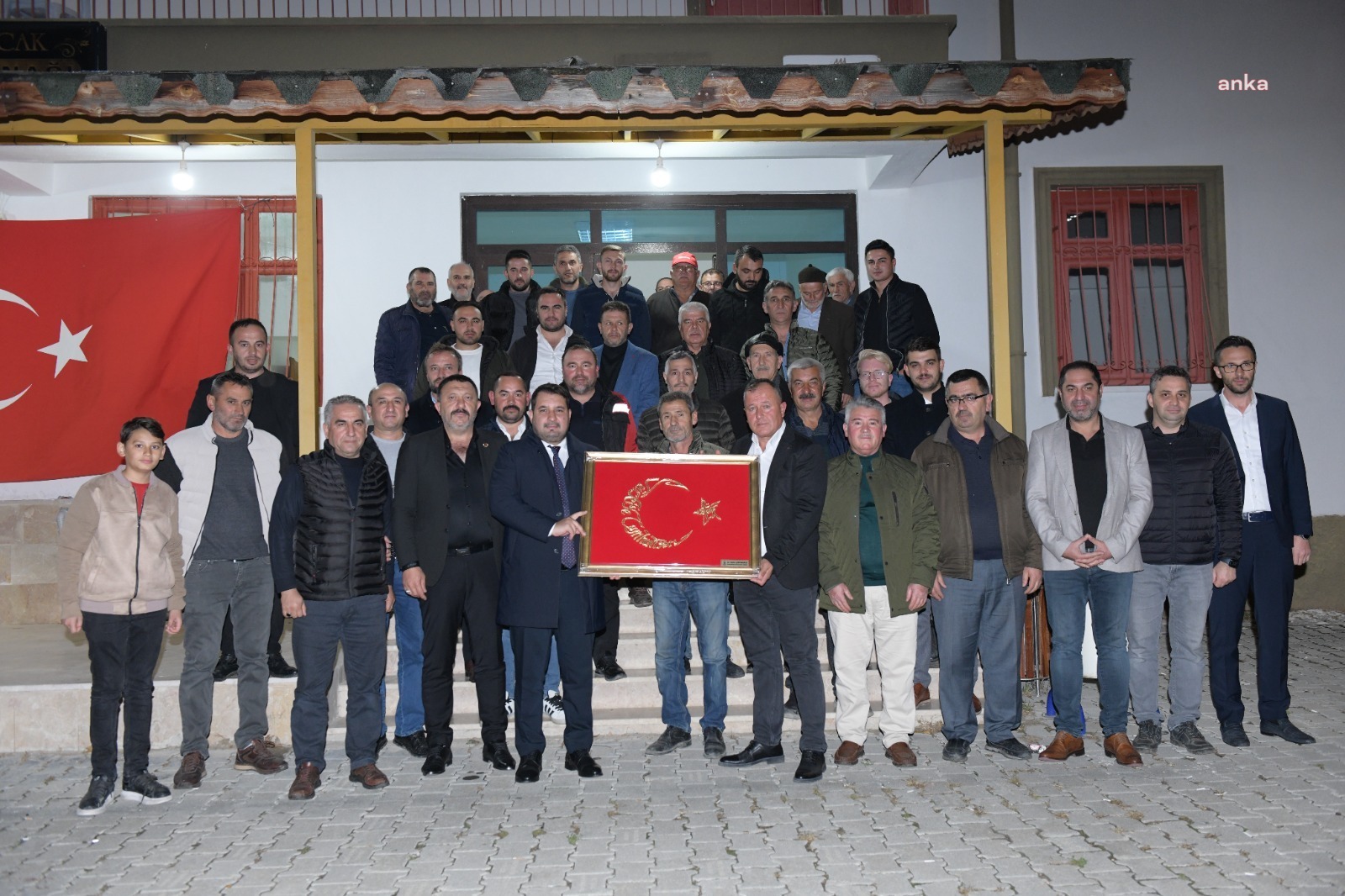 Kahramankazan Belediye Başkan Çırpanoğlu, Soğucak Mahallesi sakinleriyle buluştu