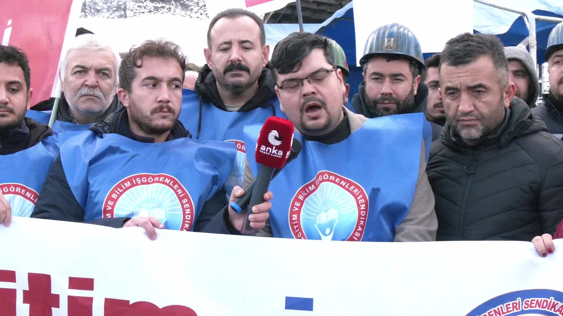 Öğretmenlerden, Çayırhan'daki madencilere destek ziyareti... “Madenci, öğretmen omuz omuza”