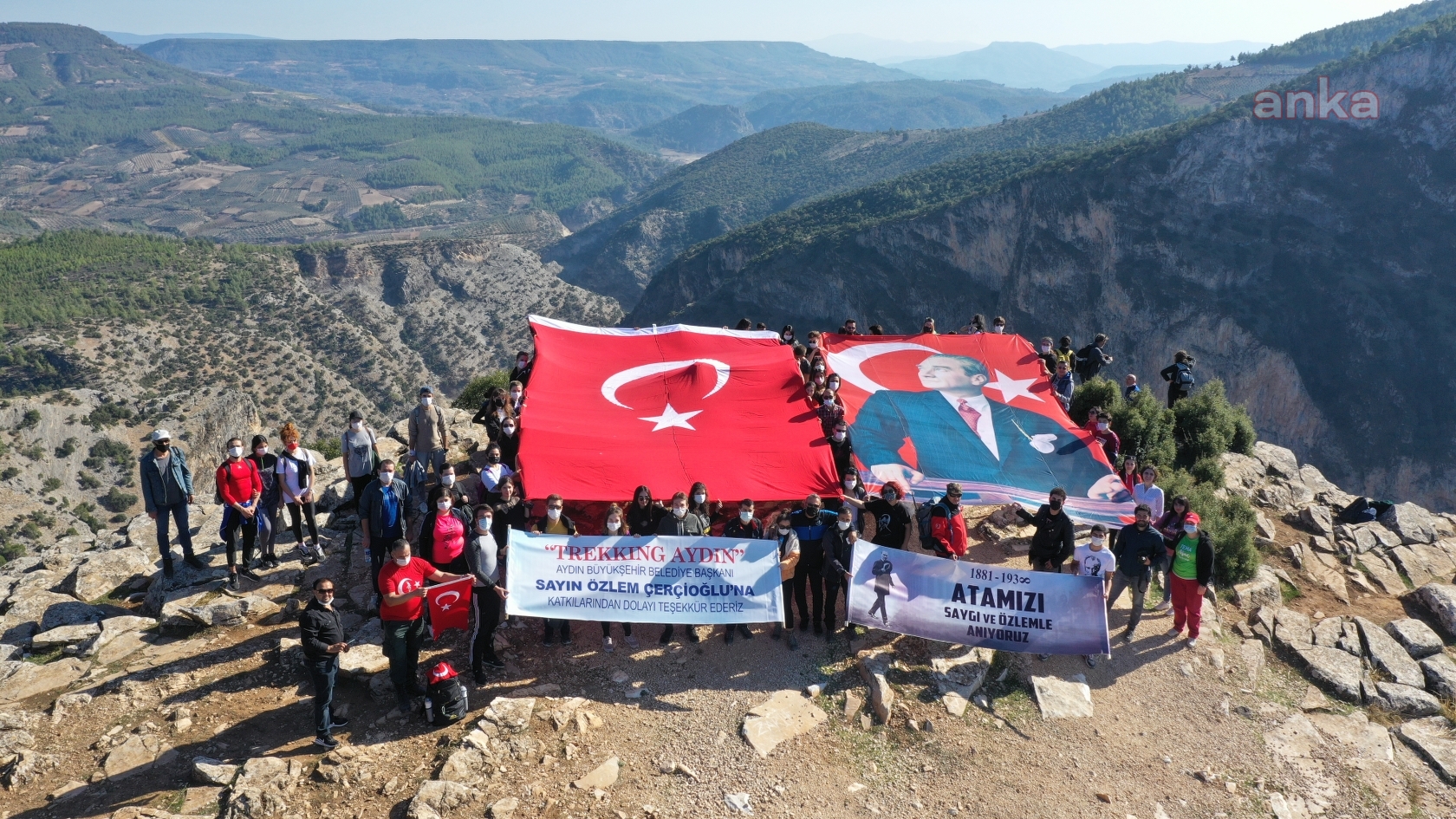 AYDIN BÜYÜKŞEHİR'DEN "ATA'YA SAYGI YÜRÜYÜŞÜ"