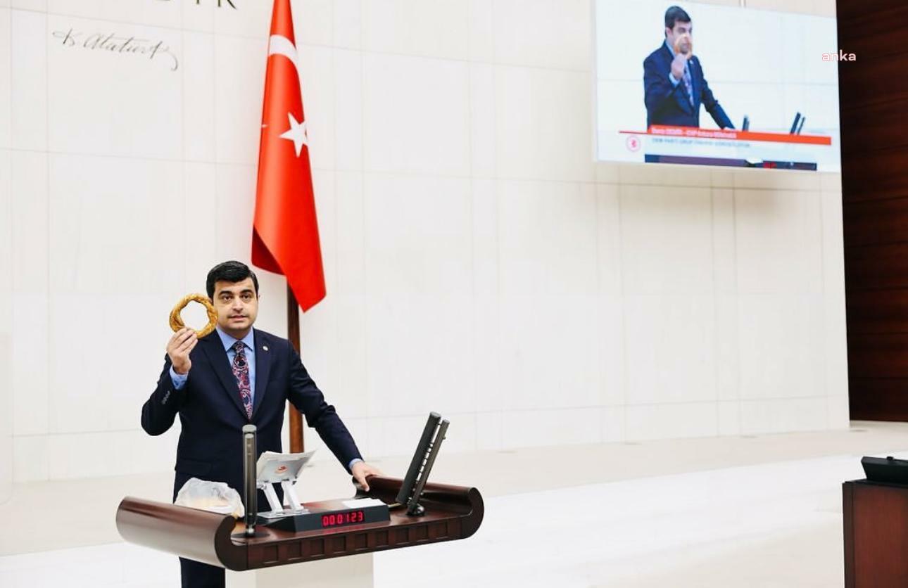 CHP'li Demir'den Bakan Şimşek'e: "Demirören Grubu, Ziraat Bankası'na olan borcunun ne kadarını ödemiştir, diğer kamu bankalarına borcu bulunmakta mıdır?"
