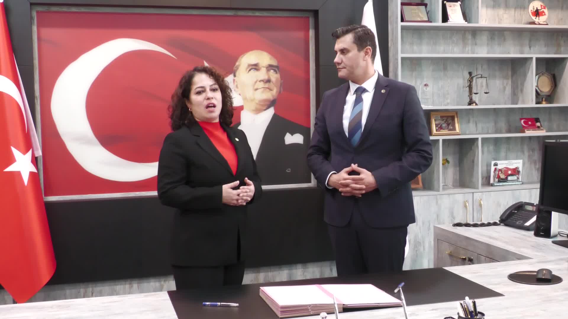Manisalılar, kadına yönelik şiddete "dur" dedi