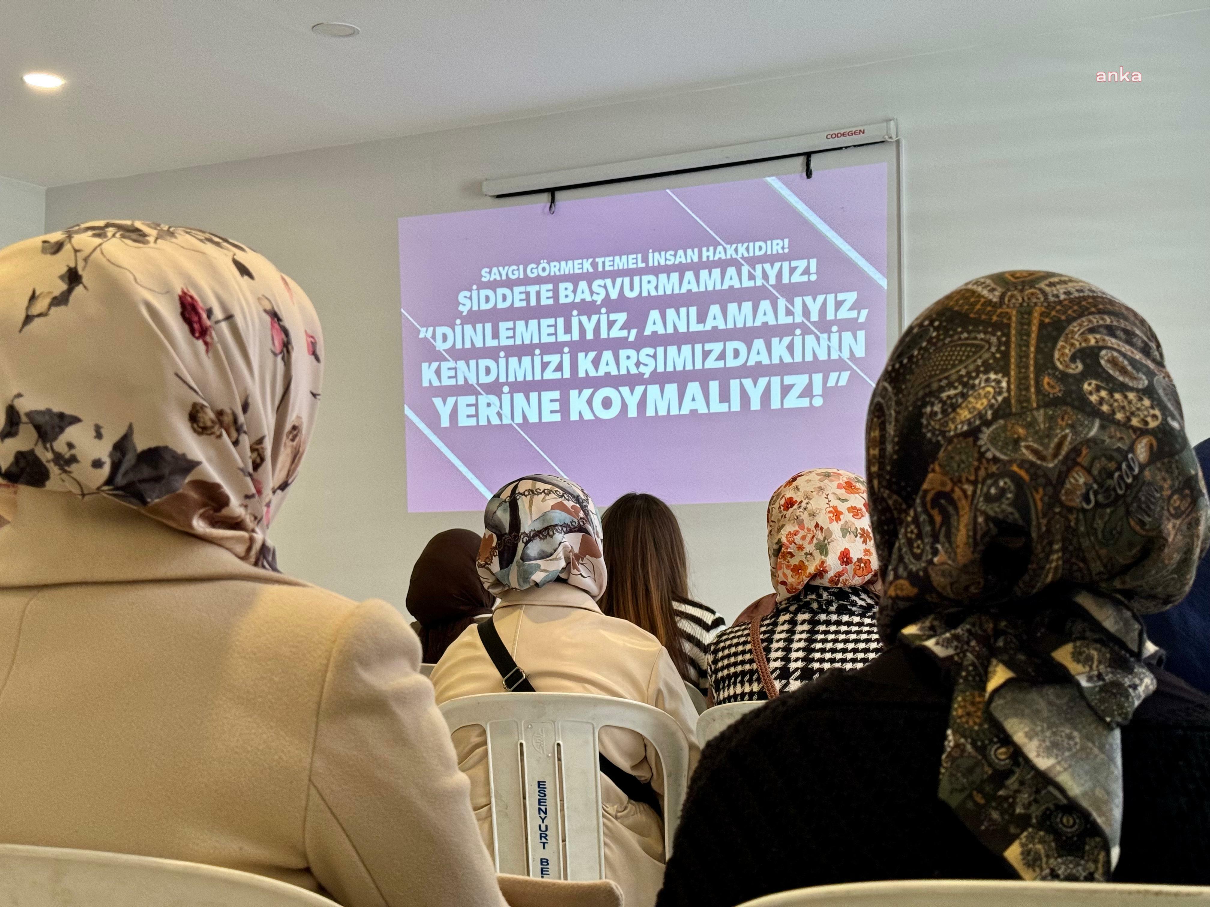 Esenyurt Belediyesi'nden kadına yönelik şiddete karşı farkındalık semineri