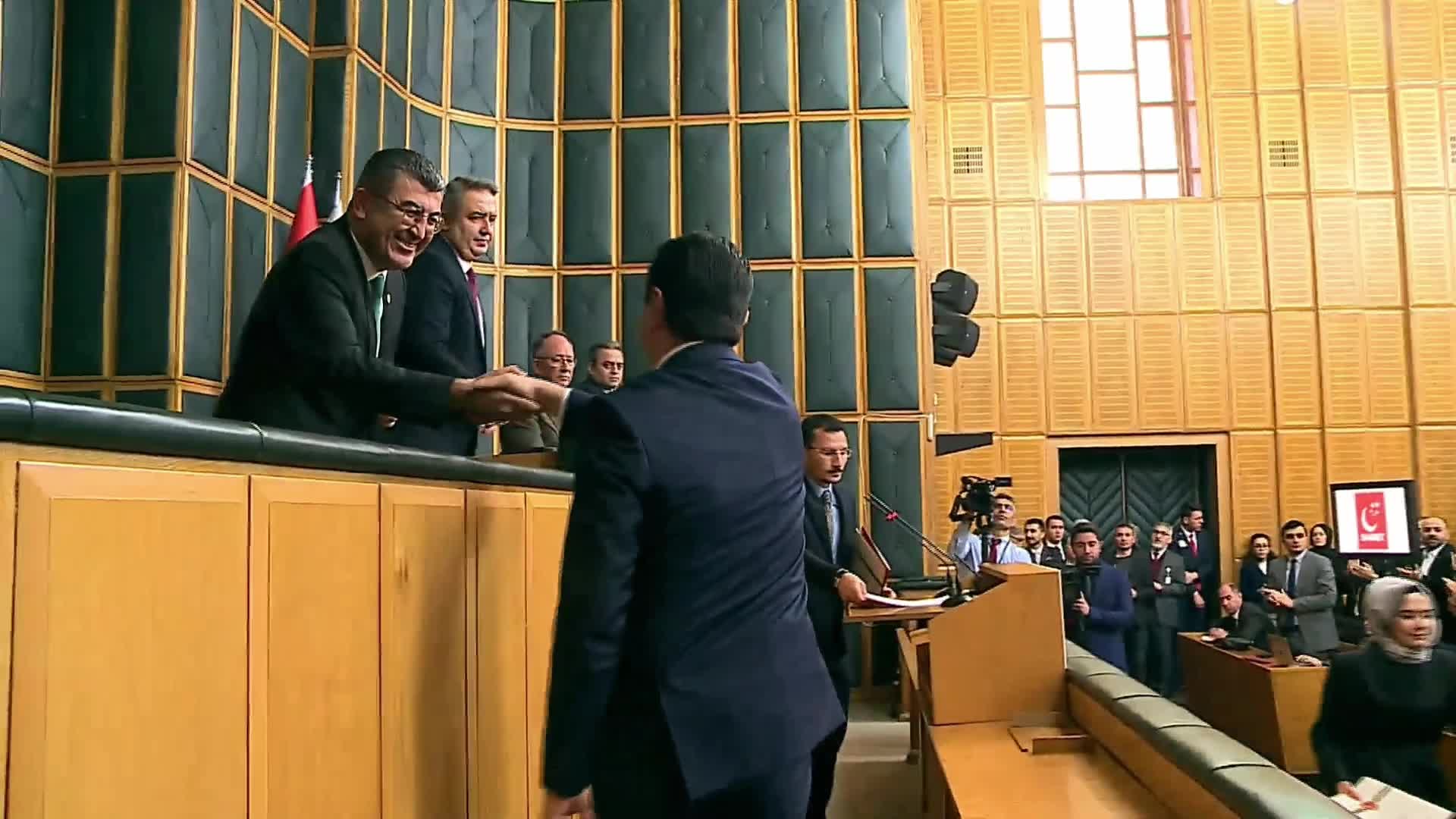 Saadet-Gelecek grup toplantısı... Mahmut Arıkan: "Asgari ücrete en az yüzde 61 zam uygulanmasını teklif ediyoruz"