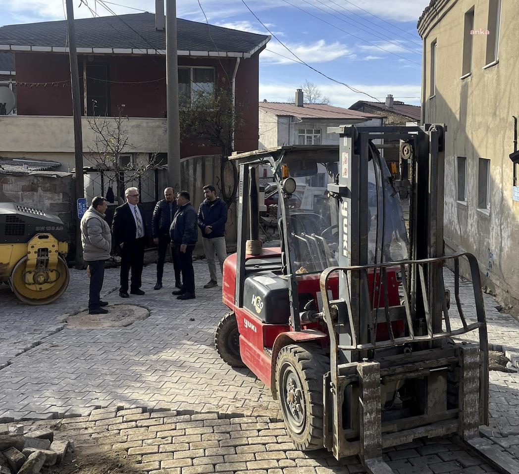 Bayramiç Belediyesi, Tepecik’te yol çalışmalarına hız verdi