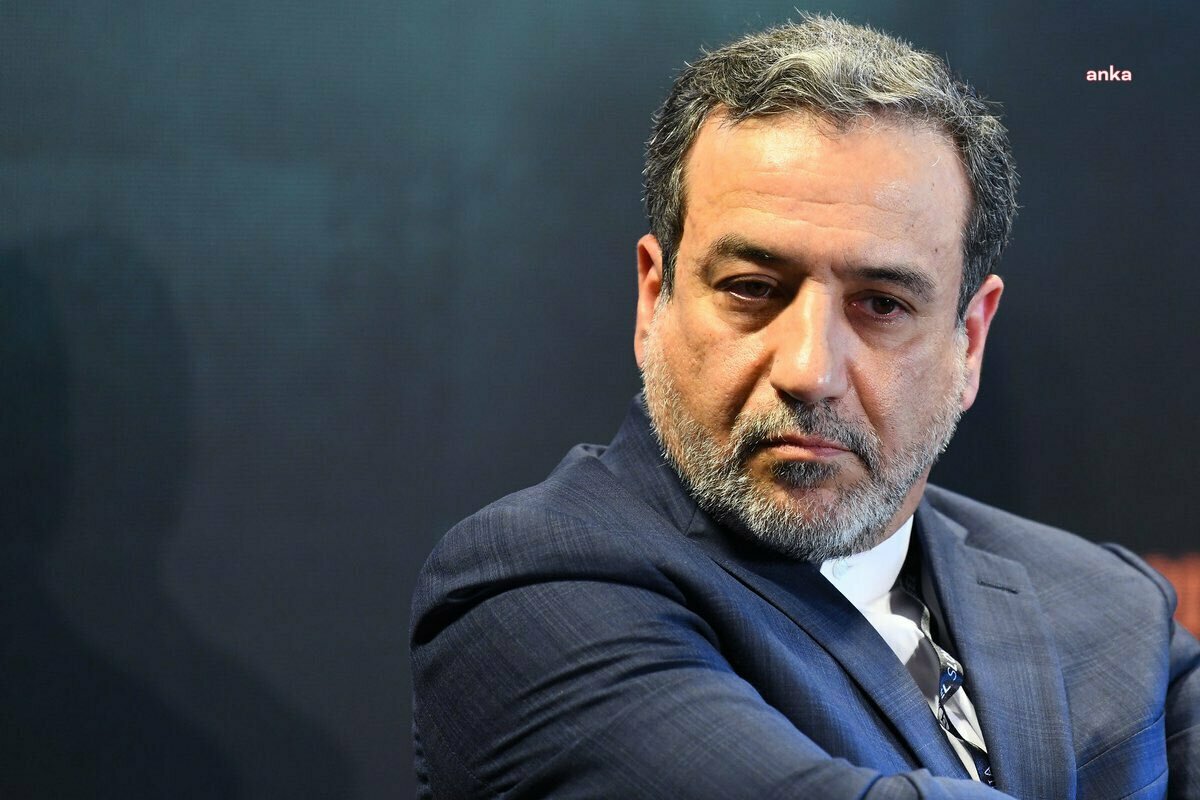İran, BM yaptırımlarının yeniden uygulanması halinde nükleer silah edinme yasağına son verebileceğinin sinyalini verdi