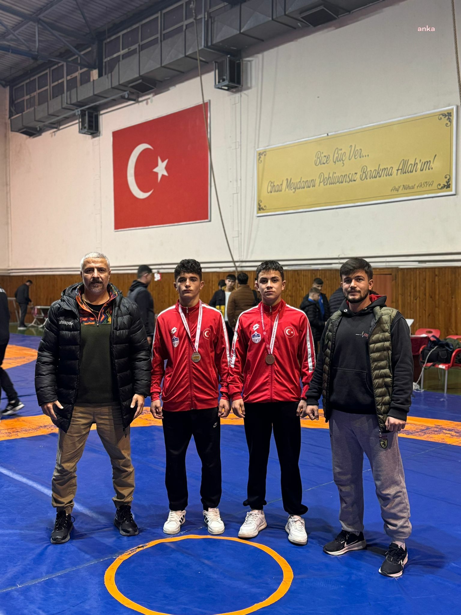 Kahramankazanlı sporcular,  Ankara Okullar Arası İl Şampiyonası'ndan madalyayla döndü