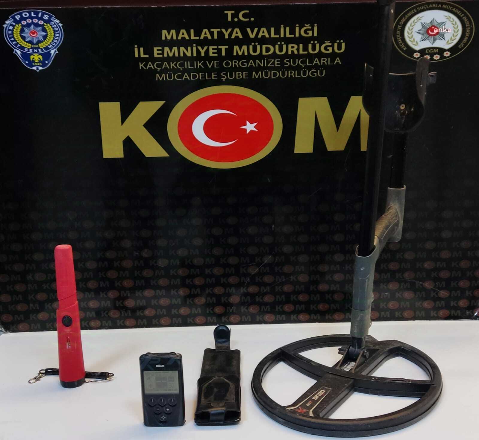Malatya'da düzenlenen operasyonda çok sayıda tarihi eser ele geçirildi