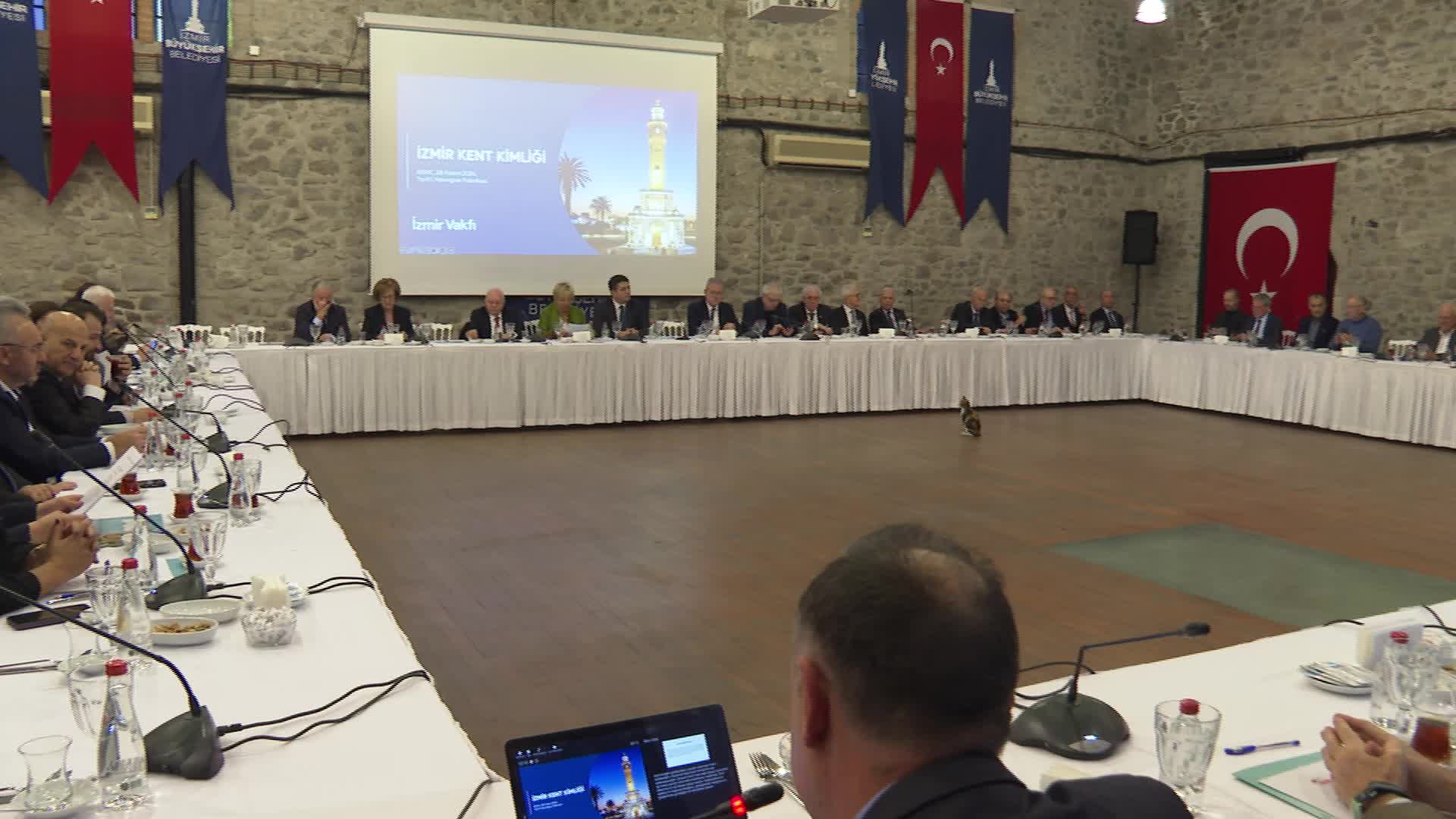 İzmir Büyükşehir Belediye Başkanı Cemil Tugay: “Basmane Çukuru için nitelikli bir proje hazırlandı”