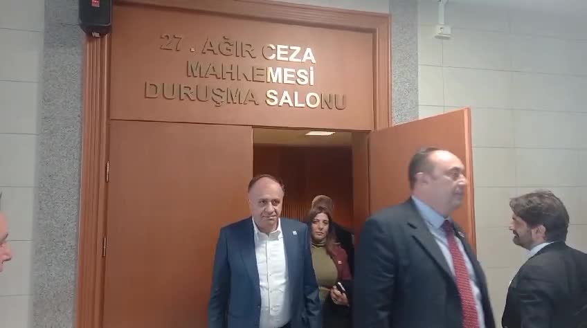 Avukatlar, CHP İstanbul İl Başkanlığı binası davasının durdurulmasını istedi