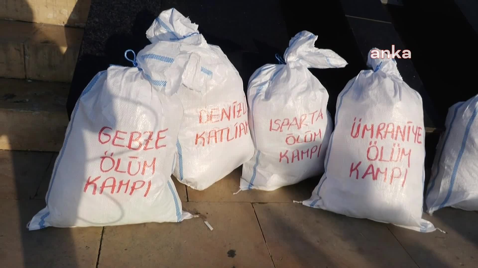 Yaşam hakkı savunucuları, kadın ve  çocuk cinayetlerini protesto etti