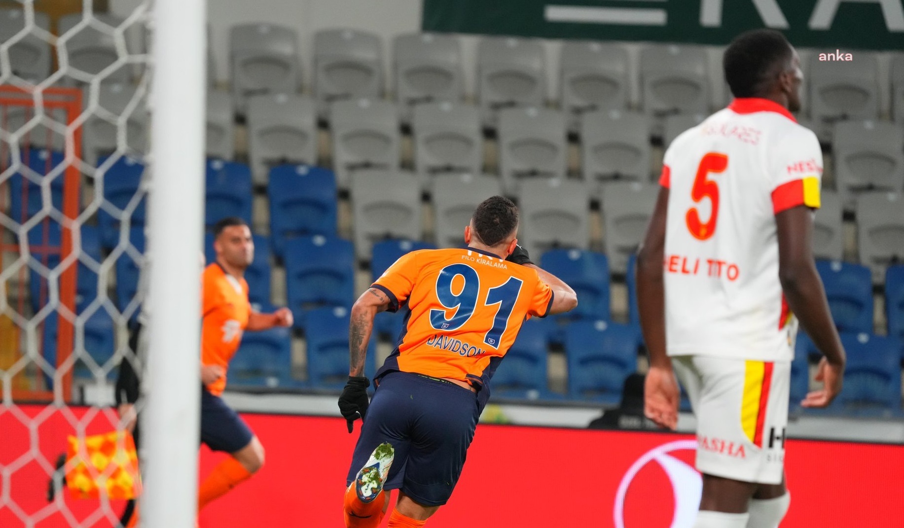 Başakşehir, Göztepe’yi 4-1 mağlup etti
