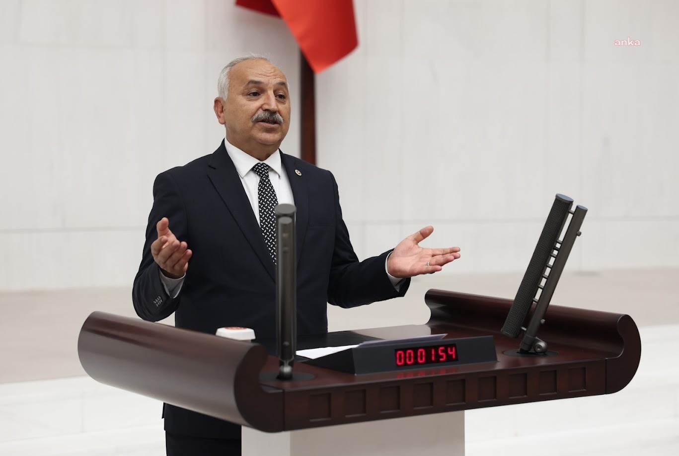 CHP'li Talat Dinçer'den engelli vatandaşlar için araştırma önergesi
