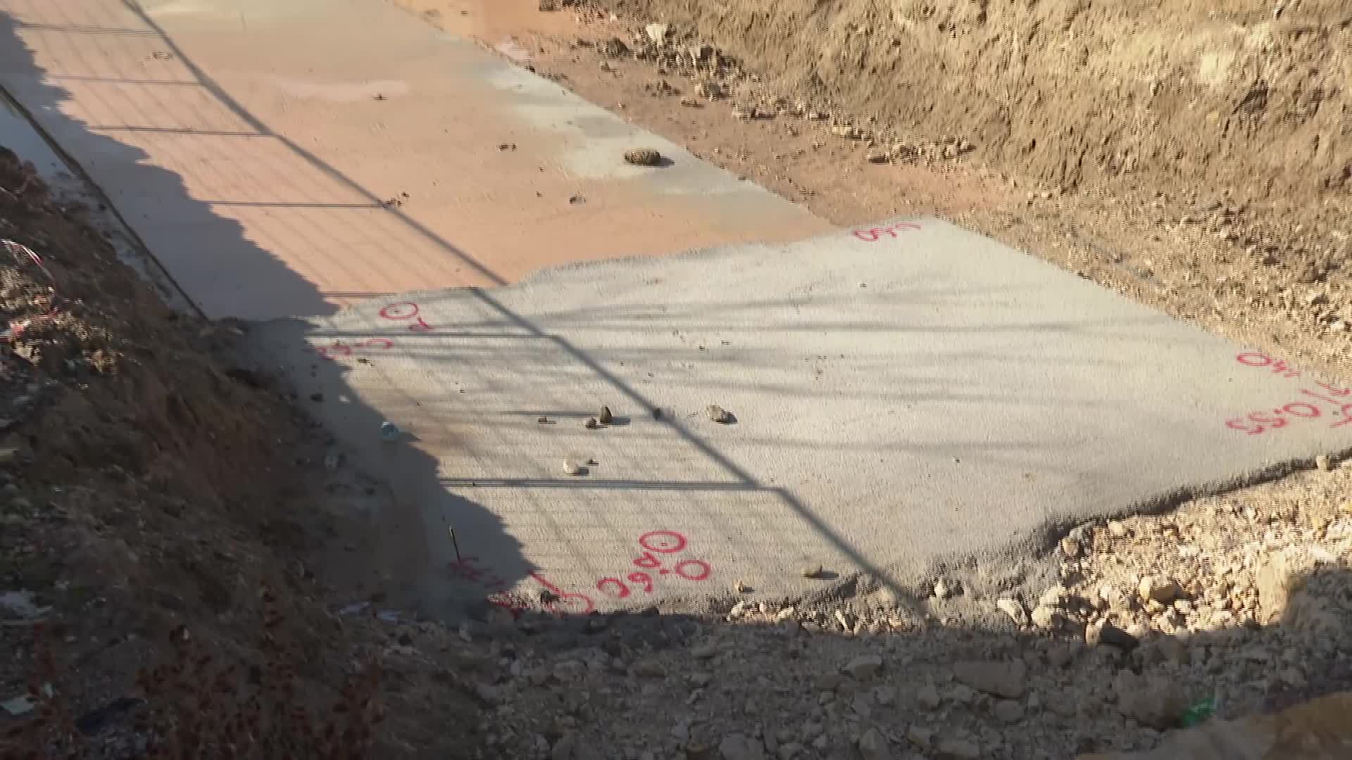 İzmir Karabağlar’da trafiğe nefes aldıracak bağlantı yolu çalışmaları başladı