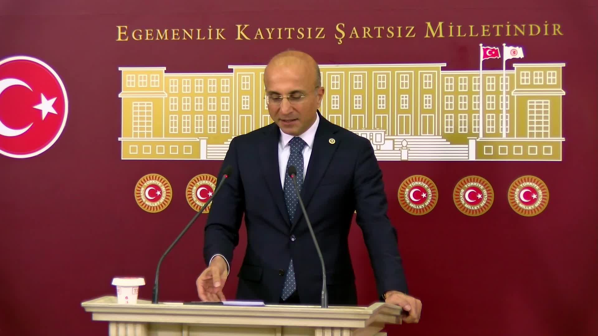 Aşkın Genç: "Asgari ücret belirlenirken sarayın elektrik faturaları değil, halkın sofrasına koyduğu ekmek dikkate alınmalı"