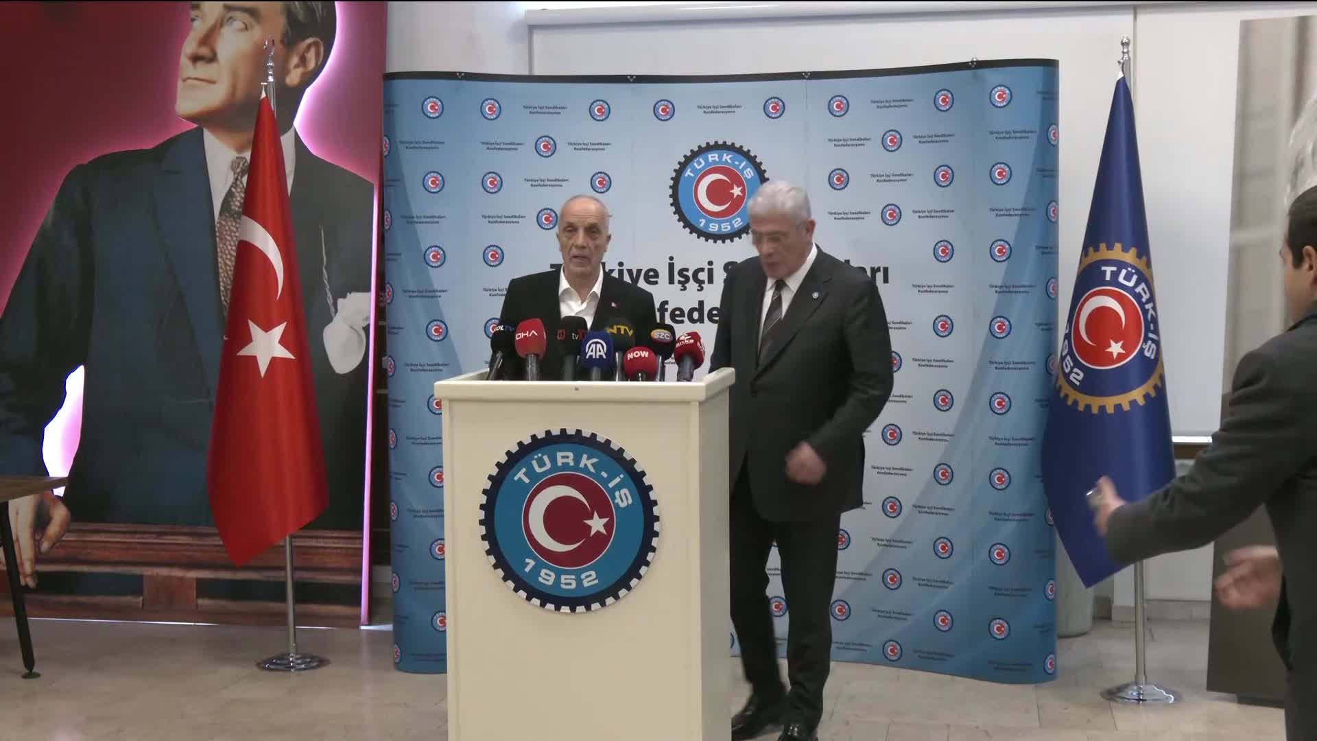 Dervişoğlu'ndan asgari ücret açıklaması: “Ben makulü arayan bir siyasi partinin Genel Başkanıyım”