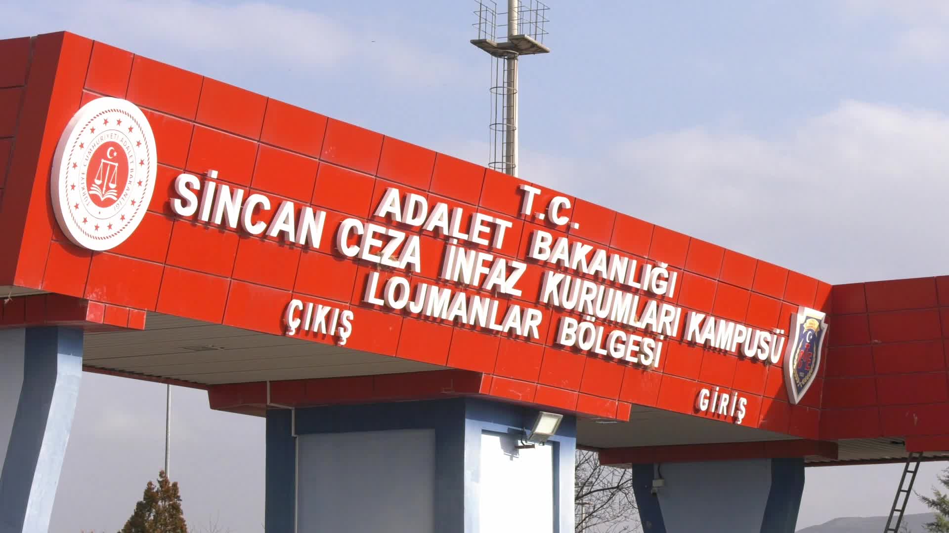 CHP Genel Başkan Yardımcısı Taşcıer, Genel-İş Başkanı Remzi Çalışkan’ı cezaevinde ziyaret etti