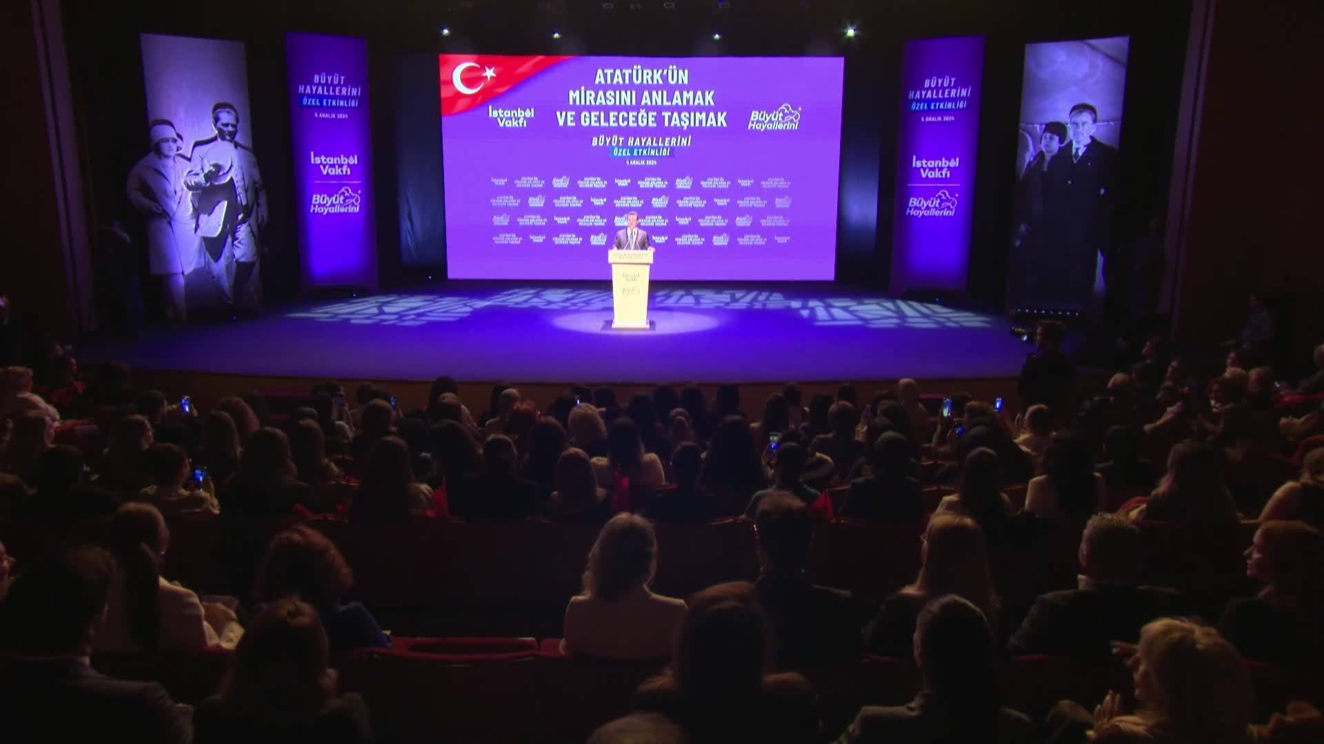 Ekrem İmamoğlu: “Bir de düşünsenize bu ülkede Cumhuriyet'i demokrasiyle taçlandırdığımızı... Türkiye’yi kim tutar”