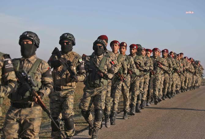 Suriye Ordusunun Süveyda ve Dera kentlerinde yeniden konuşlandığı ileri sürüldü