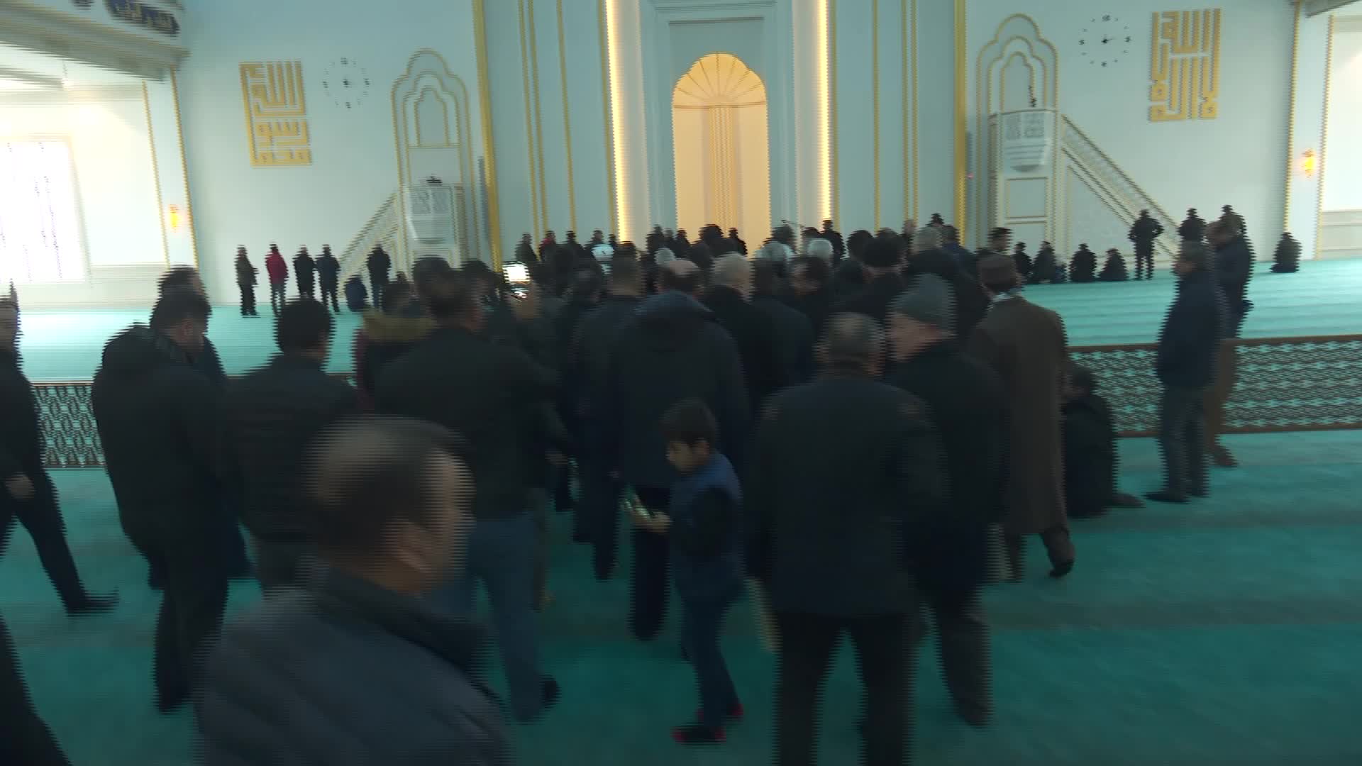 Mahsun Kırmızgül’ün annesi Diyarbakır'da son yolculuğuna uğurlandı