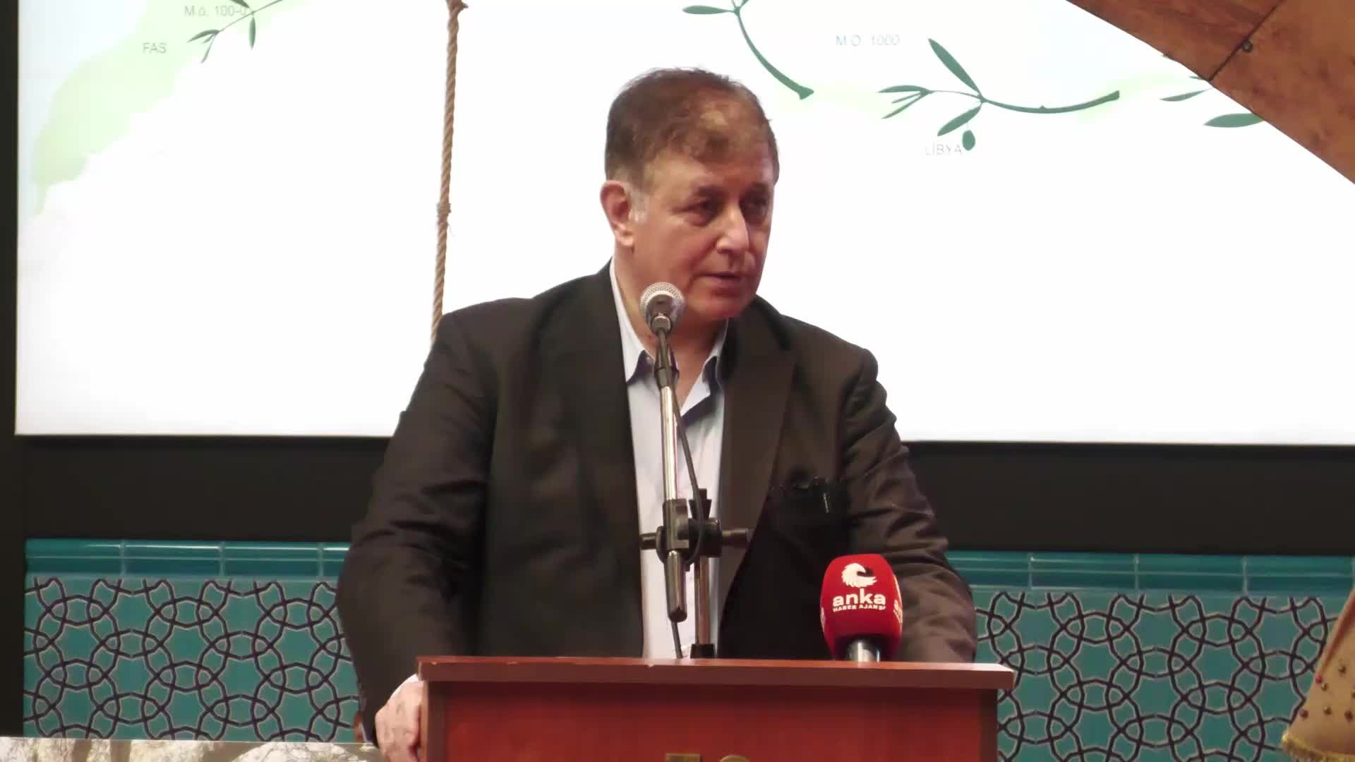 Cemil Tugay’dan AK Parti’den gelen eleştirilere yanıt: ''Onlar bir gün toprağın altında kompost olacaklar biz de onurumuzla yaşayacağız''