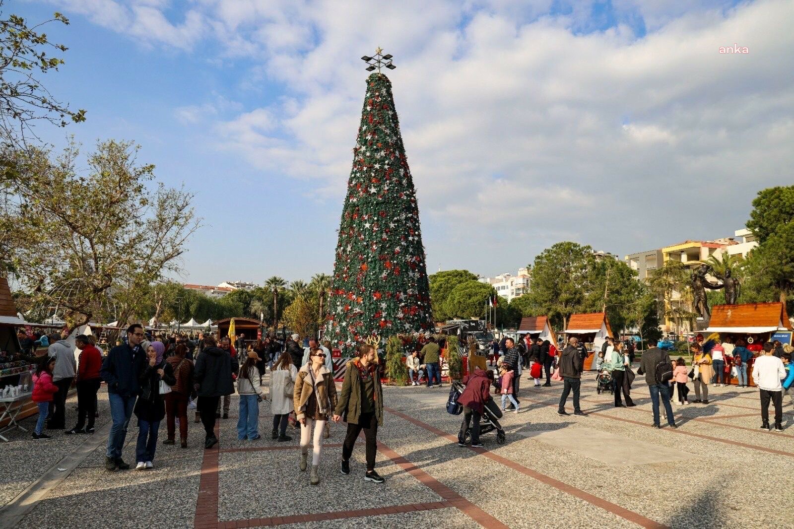 Karşıyaka'da ''Yeni Yıl Pazarı'' 18 Aralık’ta açılıyor