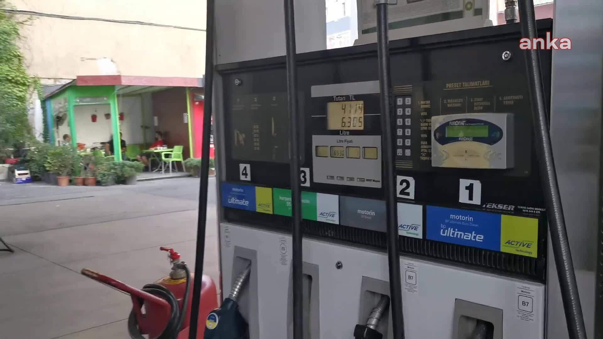 BENZİNİN LİTRE FİYATINA BİR HAFTADA 36 KURUŞ ZAM