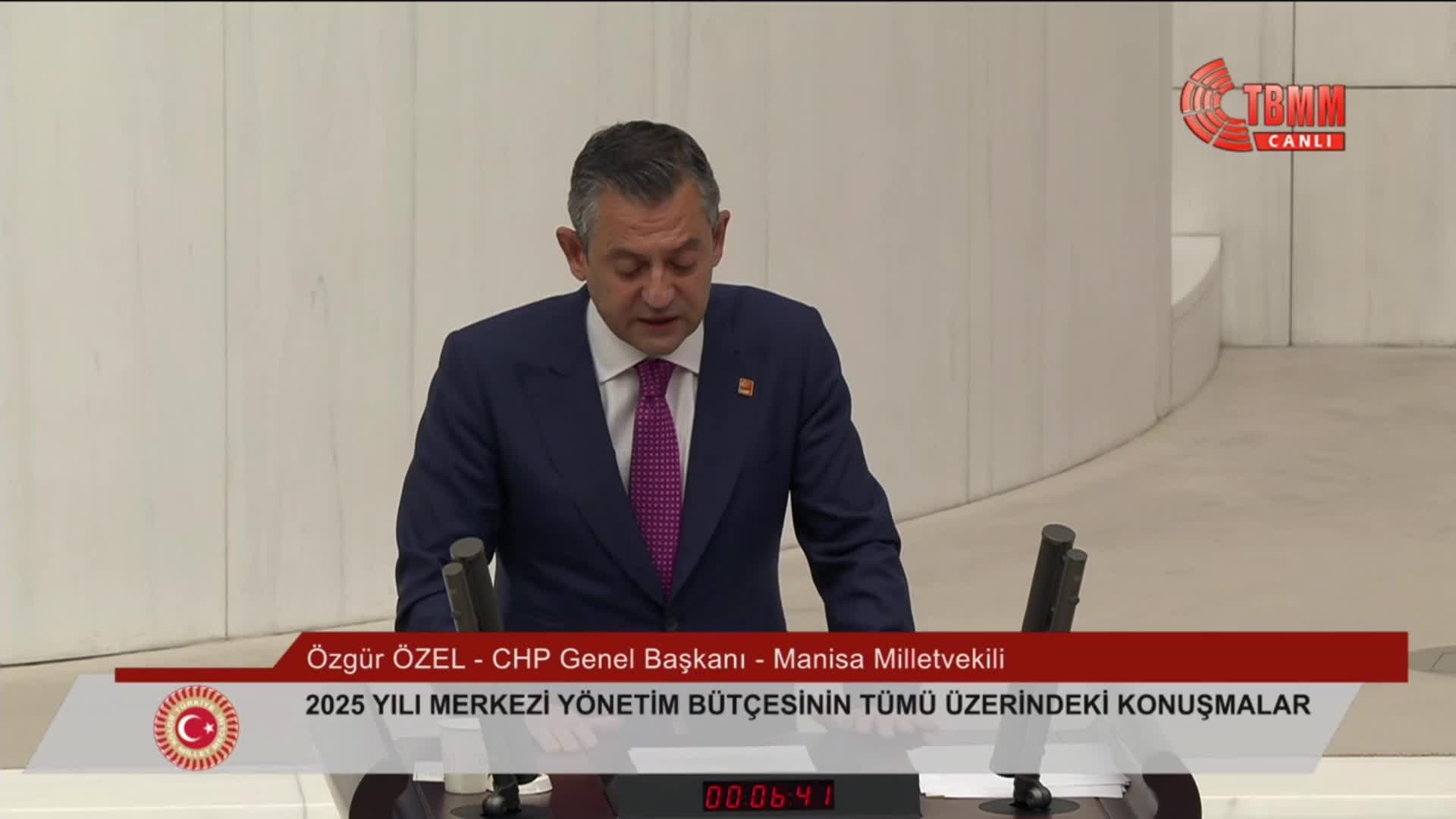 TBMM Genel Kurulu... Özgür Özel: "Tüm Suriyelileri temsil eden bir geçiş hükümeti kurmanın zamanı''