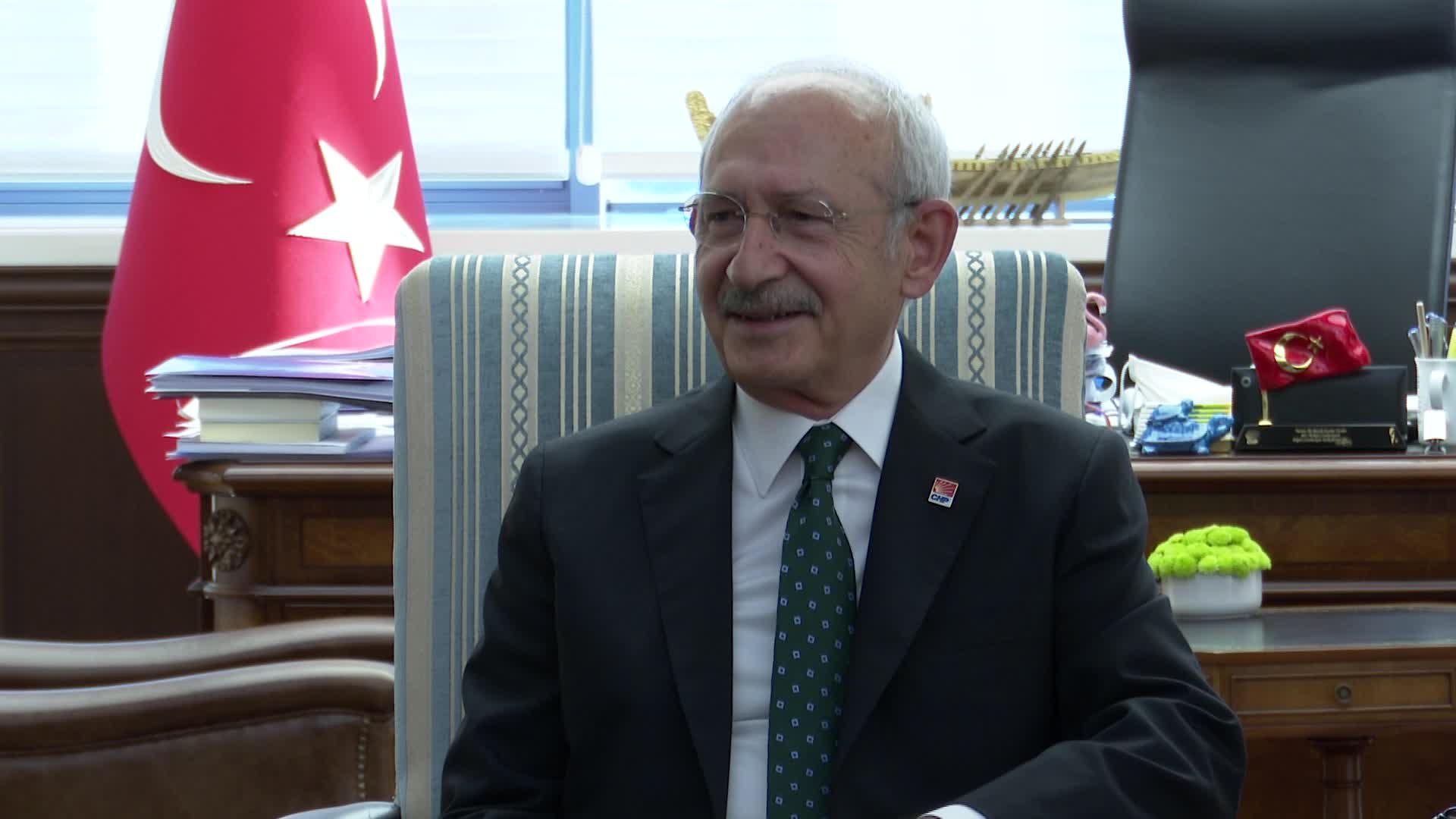BİRLEŞİK KRALLIK TÜRKİYE BÜYÜKELÇİSİ CHILCOTT,  KILIÇDAROĞLU'NU ZİYARET ETTİ