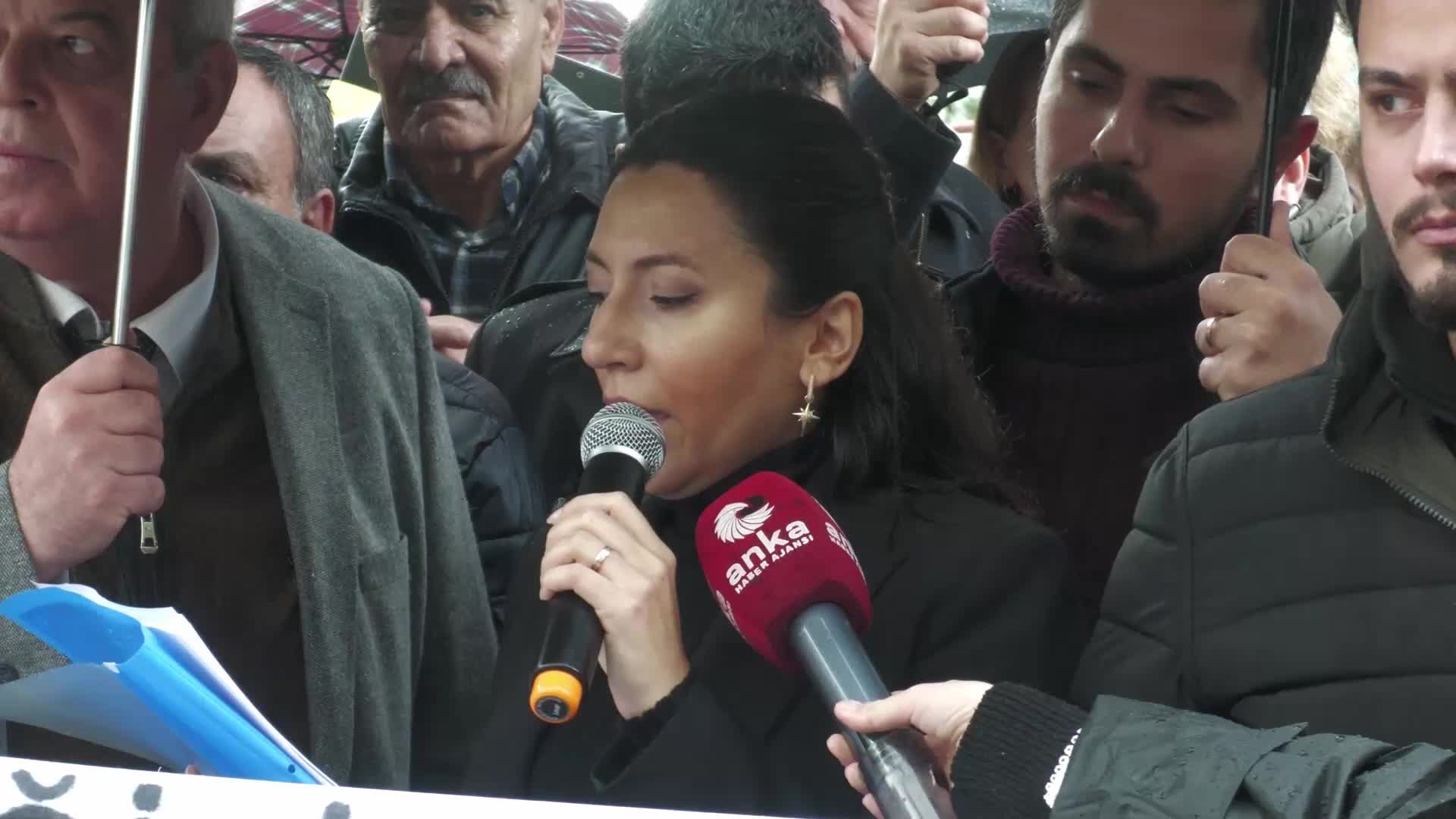 CHP, Bornova’da ''ÇEDES nöbetini'' başlattı… Özkan: Tek tipleştirme projenizi çocuklarımızın üzerinden çekin