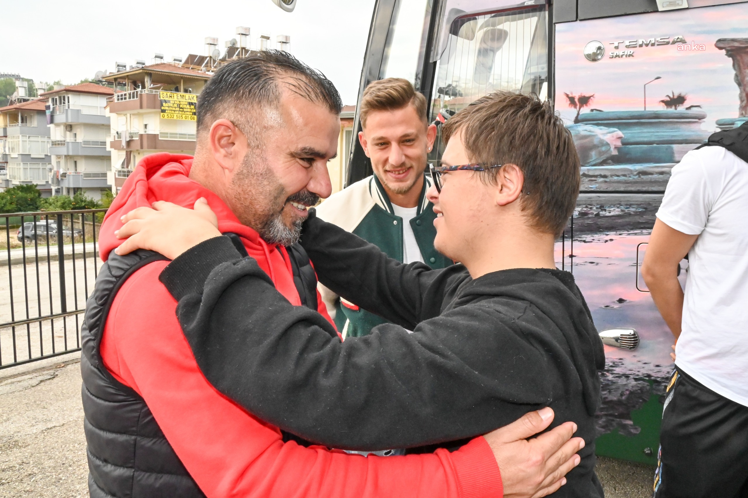 Manavgat Belediyespor’dan özel öğrencilere ziyaret