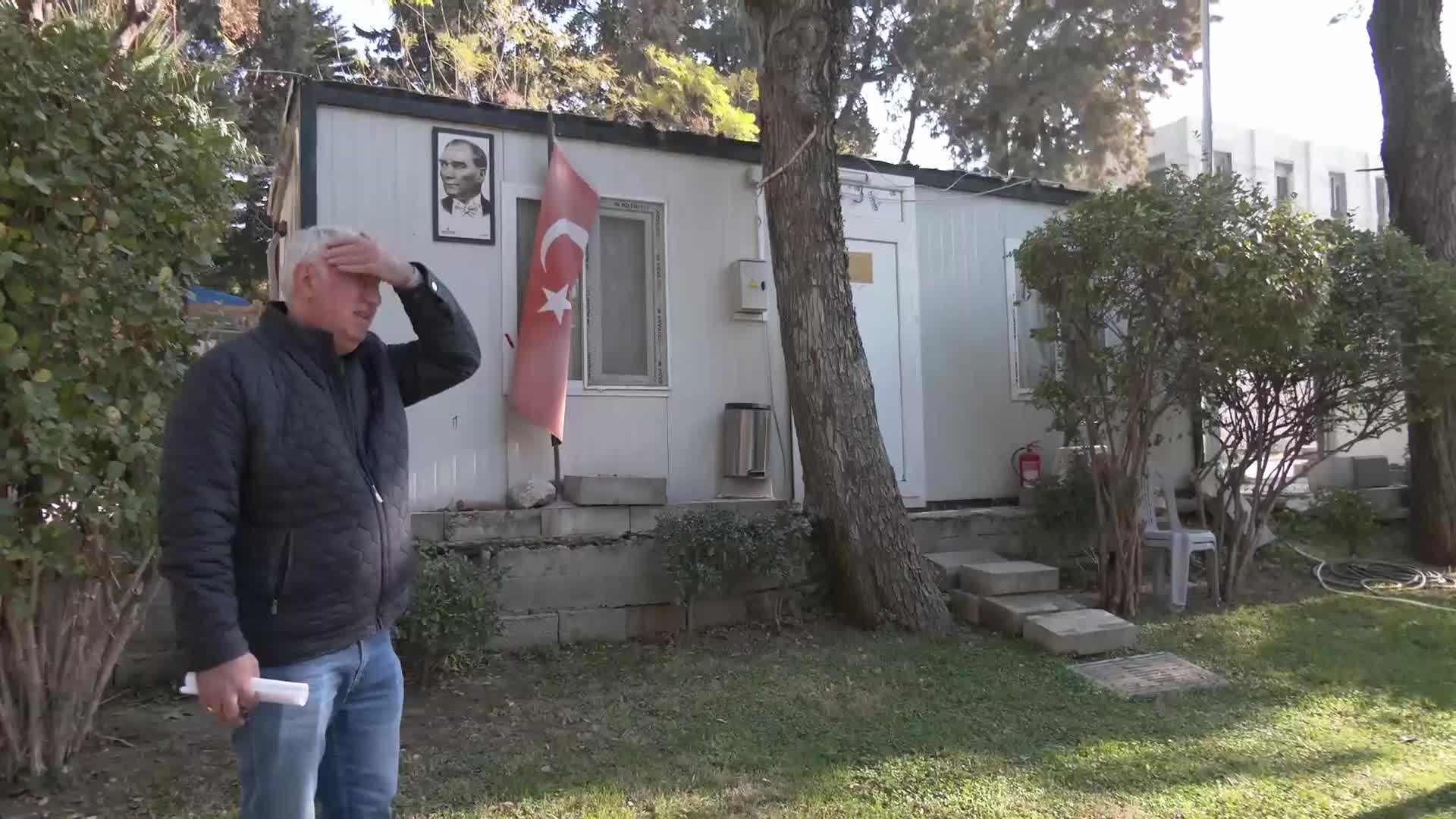 Antakya Güllübahçe Muhtarı Rafet Yavrum: “Elektrik kesildiği için 3 aydır vatandaşa muhtarlıktan hizmet veremiyorum”