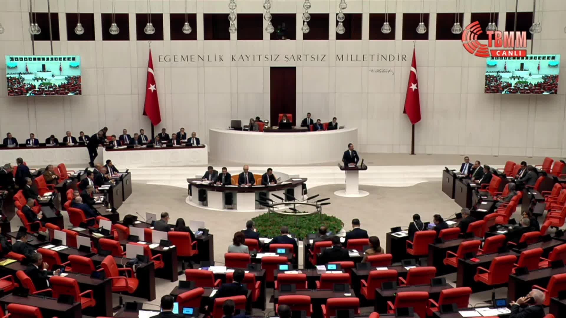 TBMM Genel Kurulu... Kürşad Zorlu: "Türkiye, muhaliflerden oluşan uluslararası konferansın öncülüğünü yaparak uzlaşmacı ve iş birliğine dayalı yönetim sürecine zemin hazırlayabilir"