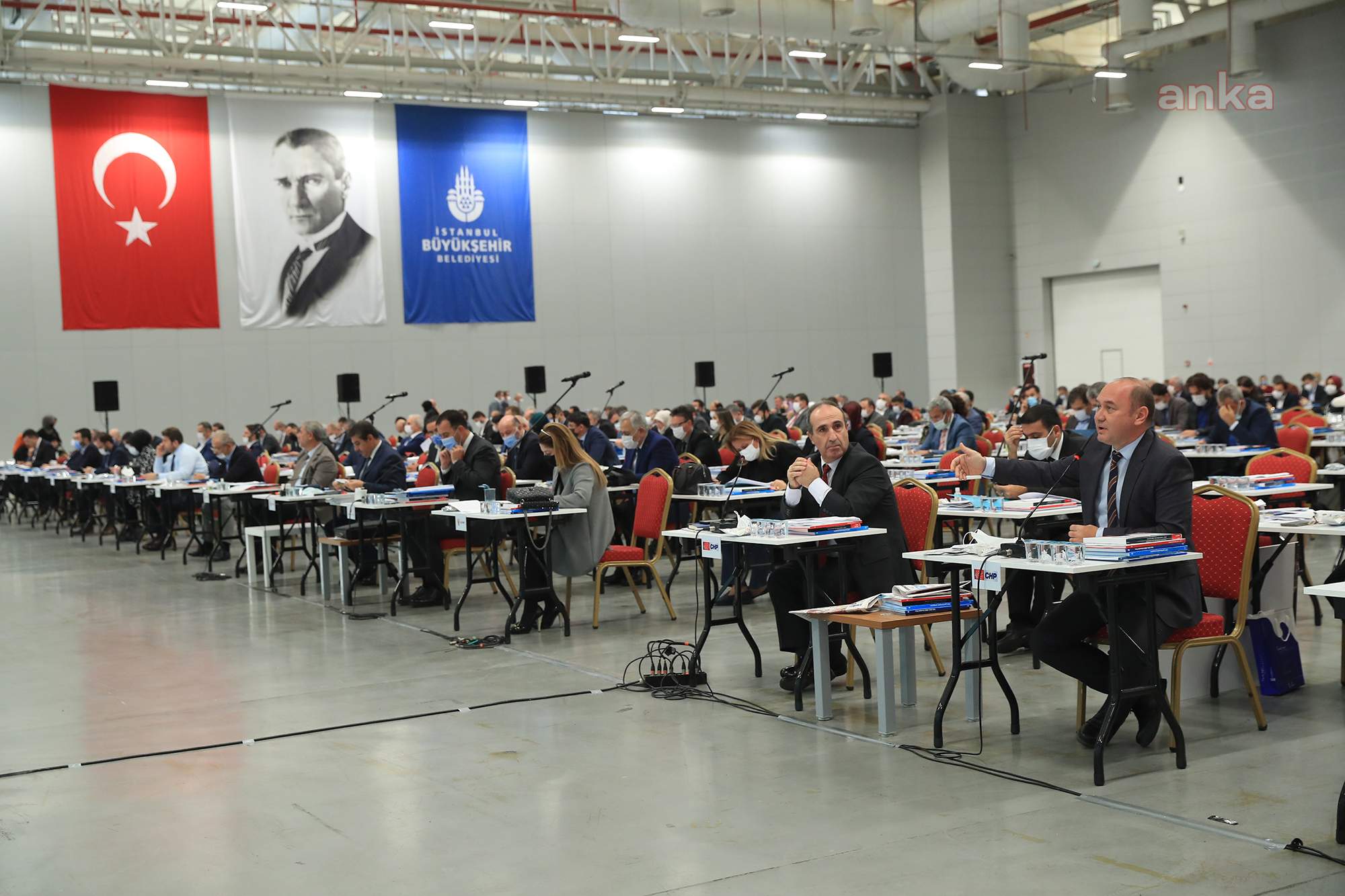 ADALARA 44 MİLYON ÜSKÜDARA 825 MİLYON BÜTÇE