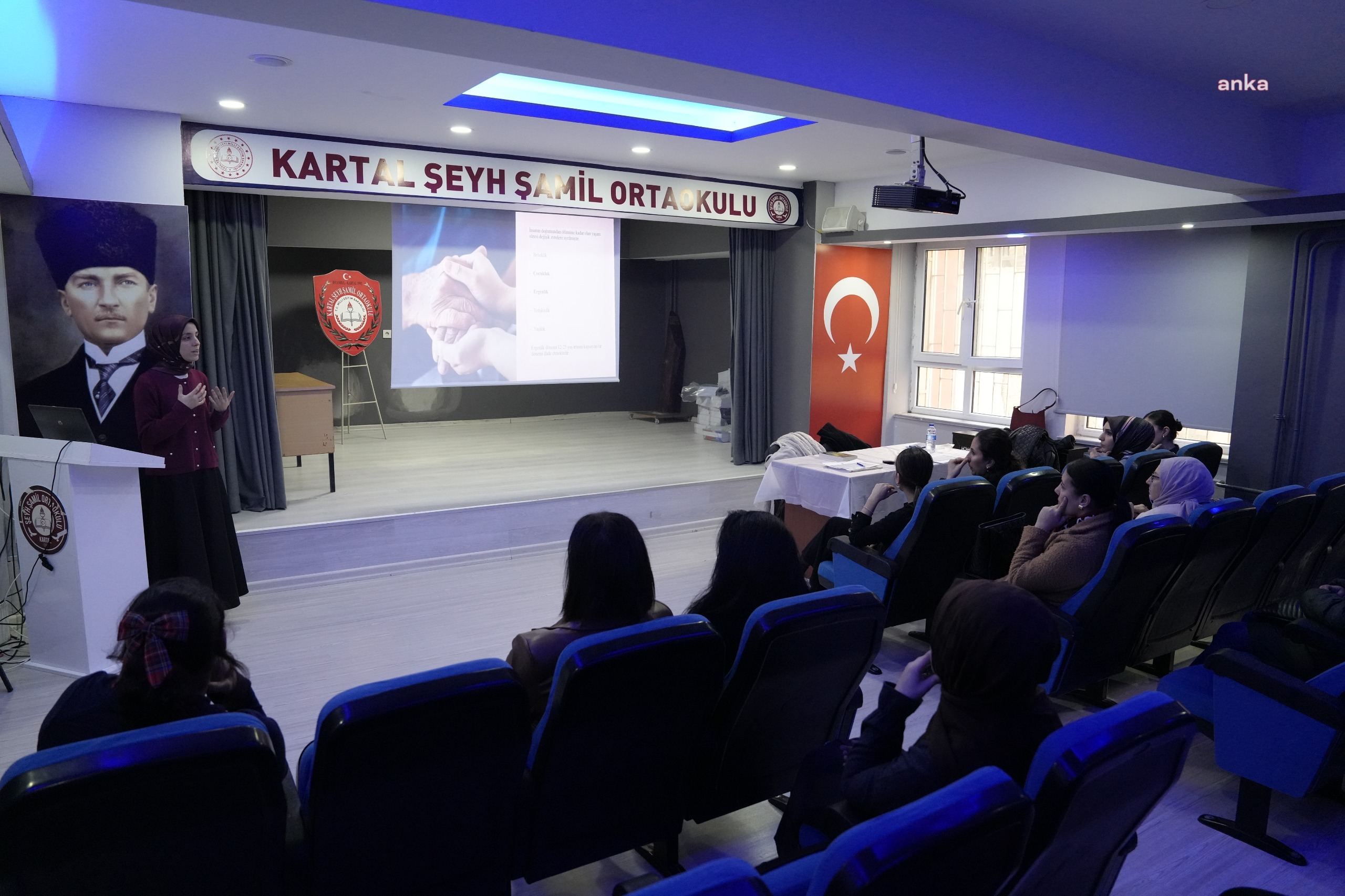Kartal Belediyesi, ilçedeki veliler için eğitim semineri düzenliyor