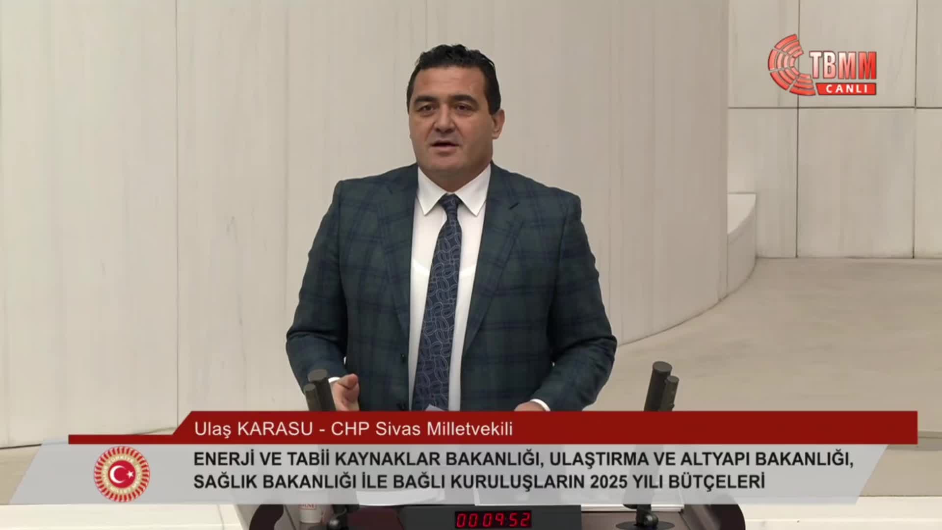 TBMM Genel Kurulu... CHP'li Karasu'dan iktidara beşli çete tepkisi: "İhale şartnamelerini bürokratlarınız değil; Cengiz'in, Kolin'in Limak'ın CEO’ları hazırlıyor"