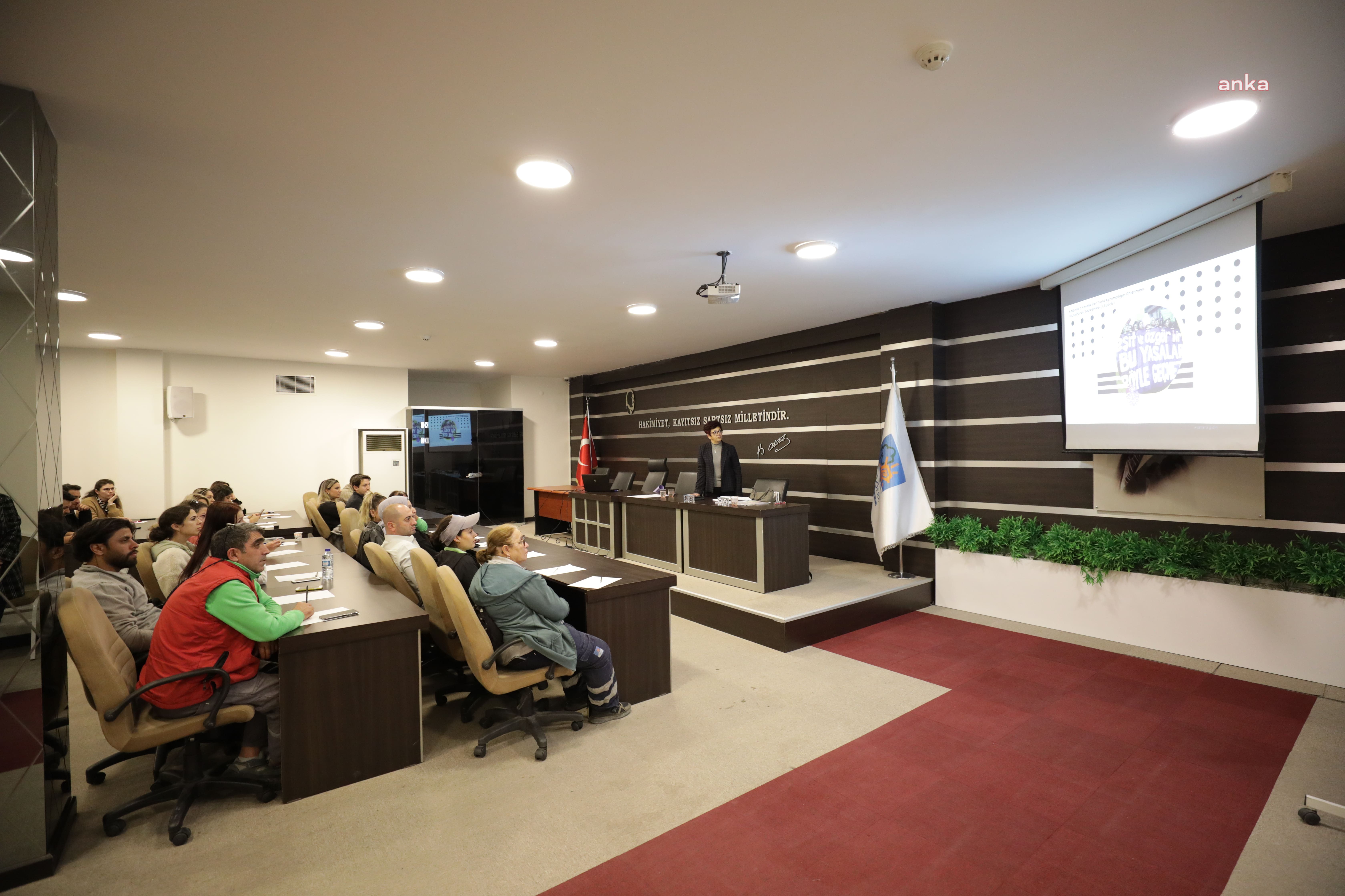 Narlıdere Belediyesi’nde çalışanlara cinsiyet eşitliği eğitimi verildi