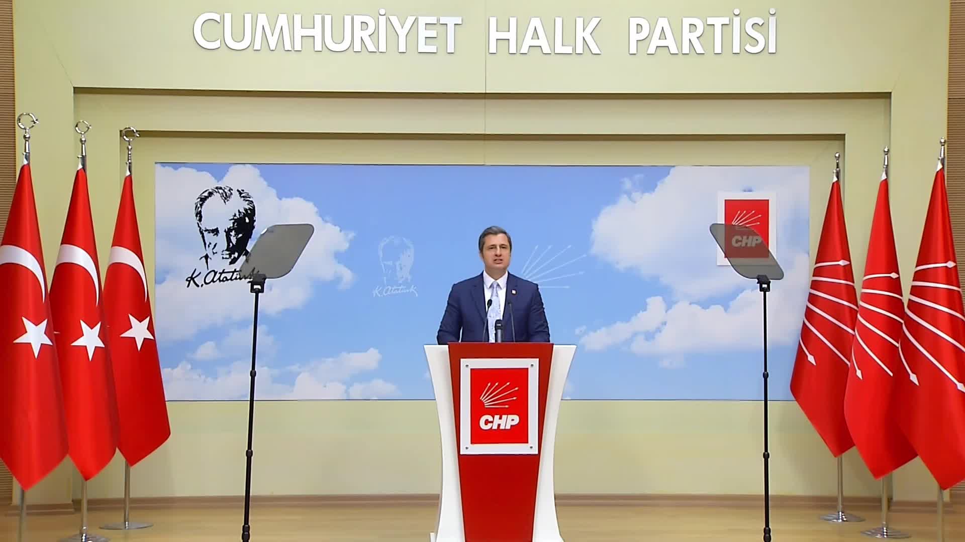 Deniz Yücel: “Sığınmacıların ülkelerine dönmeleri konusunda hükümetin bir an önce bir takvim ilan etmelerini bekliyoruz”