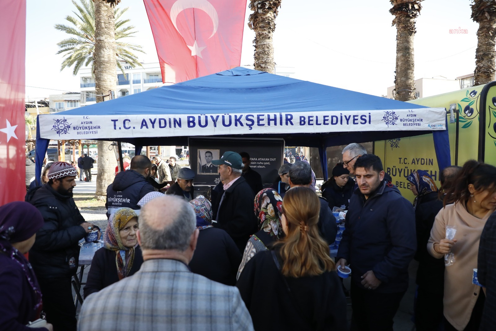 Aydın Büyükşehir Belediyesi,  şehit Teğmen Mustafa Atakan Dut için hayır etkinliği düzenledi