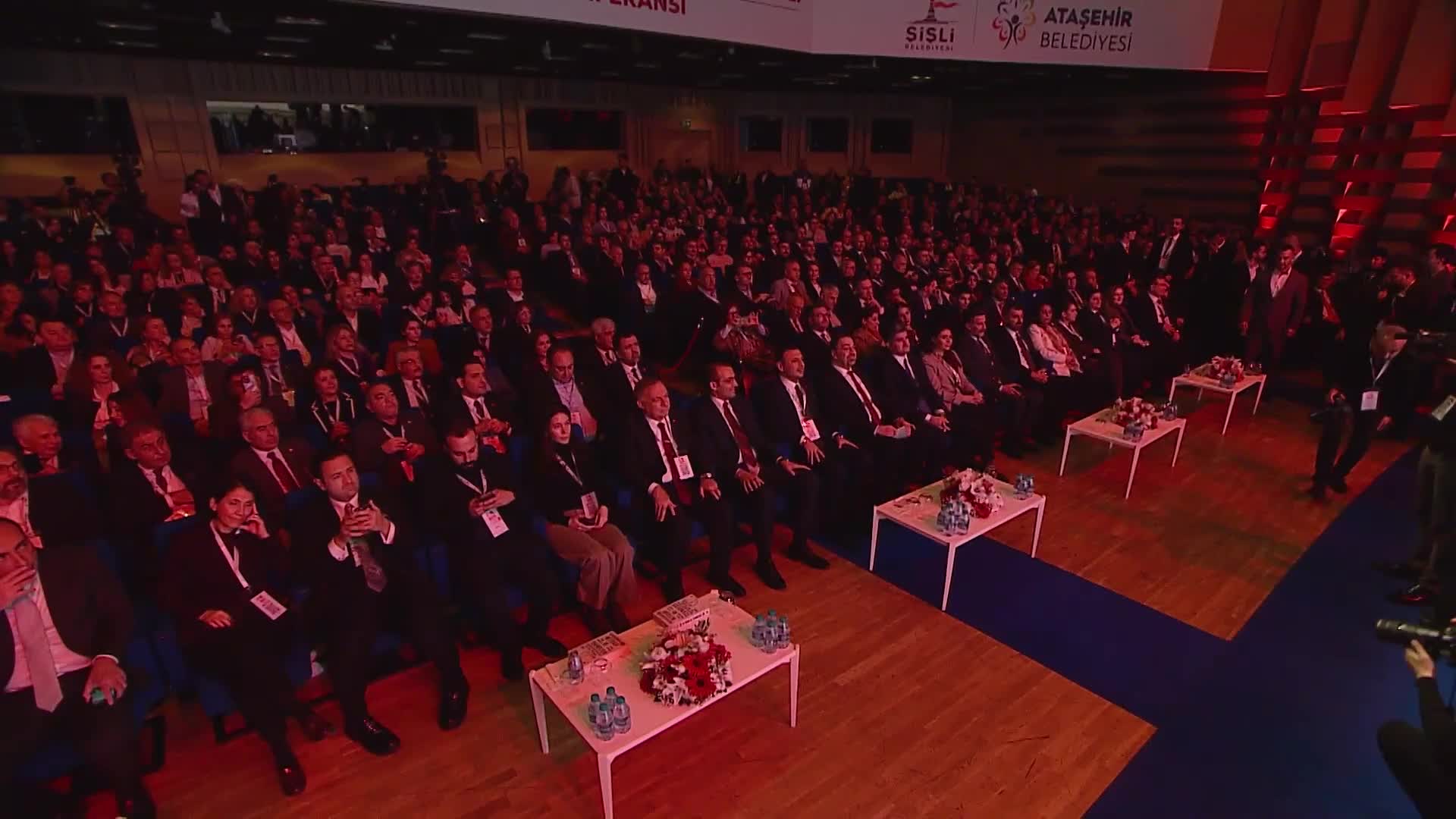 Nobel ödüllü ekonomist Daron Acemoğlu: "Amerika ve Avrupa kötü bir durumda. Türkiye çok daha kötü durumda"