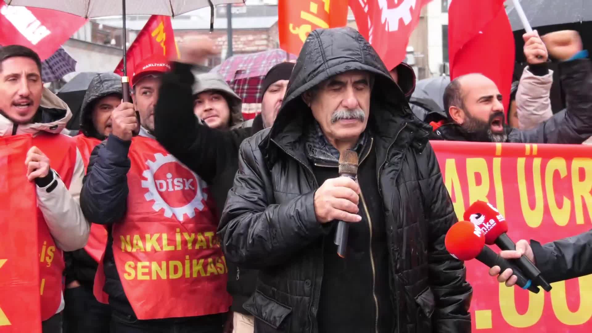 Nakliyat-İş Sendikası'ndan asgari ücret eylemi... Küçükosmanoğlu: Asgari ücretin en az 55 bin lira olmasını talep ediyoruz