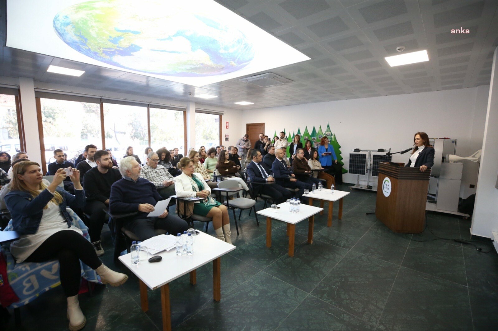 Karşıyaka Belediyesi, Slovakyalı uzmanların da katılımıyla sel riskine karşı panel düzenledi