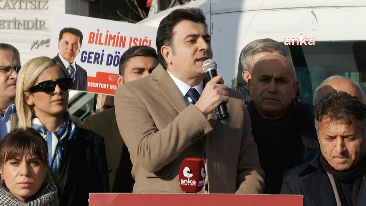 Esenyurt'ta Demokrasi Nöbeti... Zeynel Emre: "Bizi yargı ile çok oyaladılar. Bu ülkedeki işsizlik, adaletsizlik, bebek ölümleri, haksızlıklar konuşulmasın diye oyaladılar"