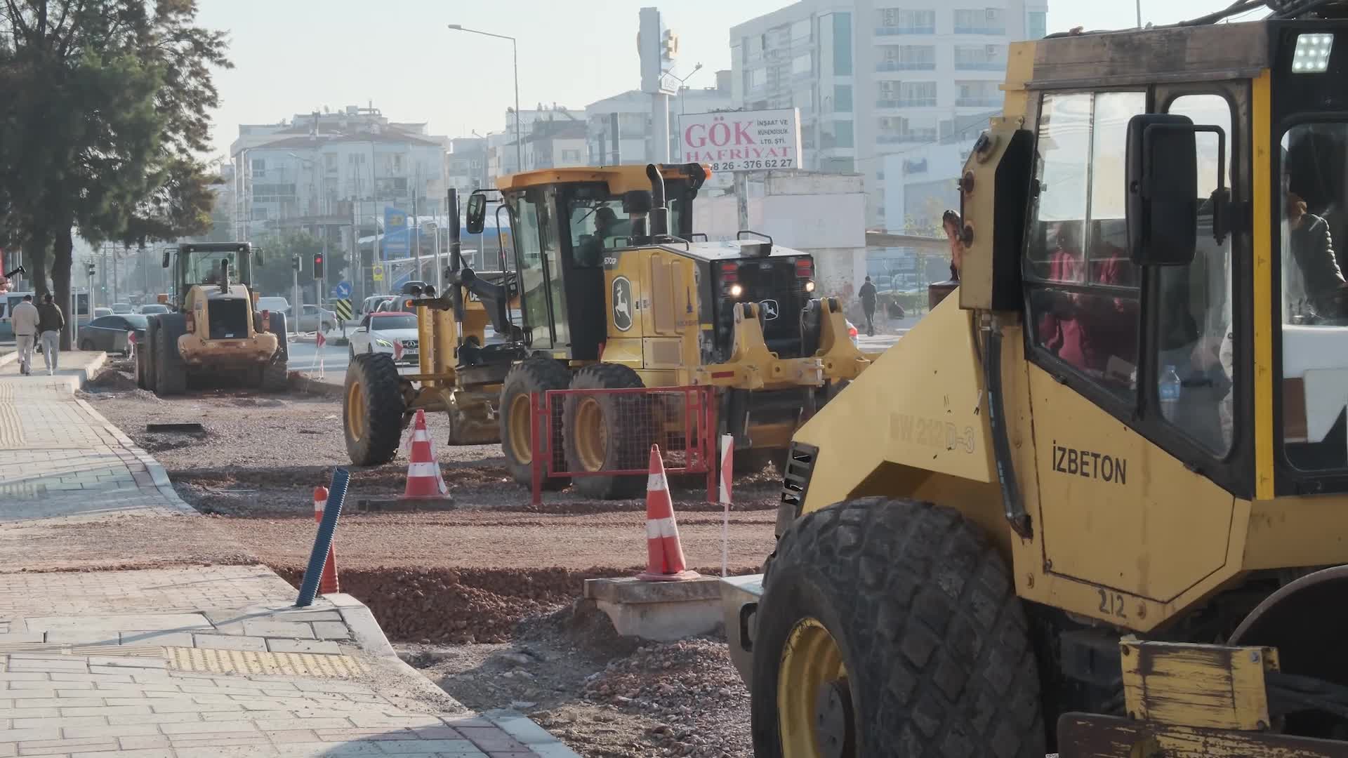 Çiğli’de trafik yoğunluğu azalacak: Eski Havaalanı Caddesi yenileniyor
