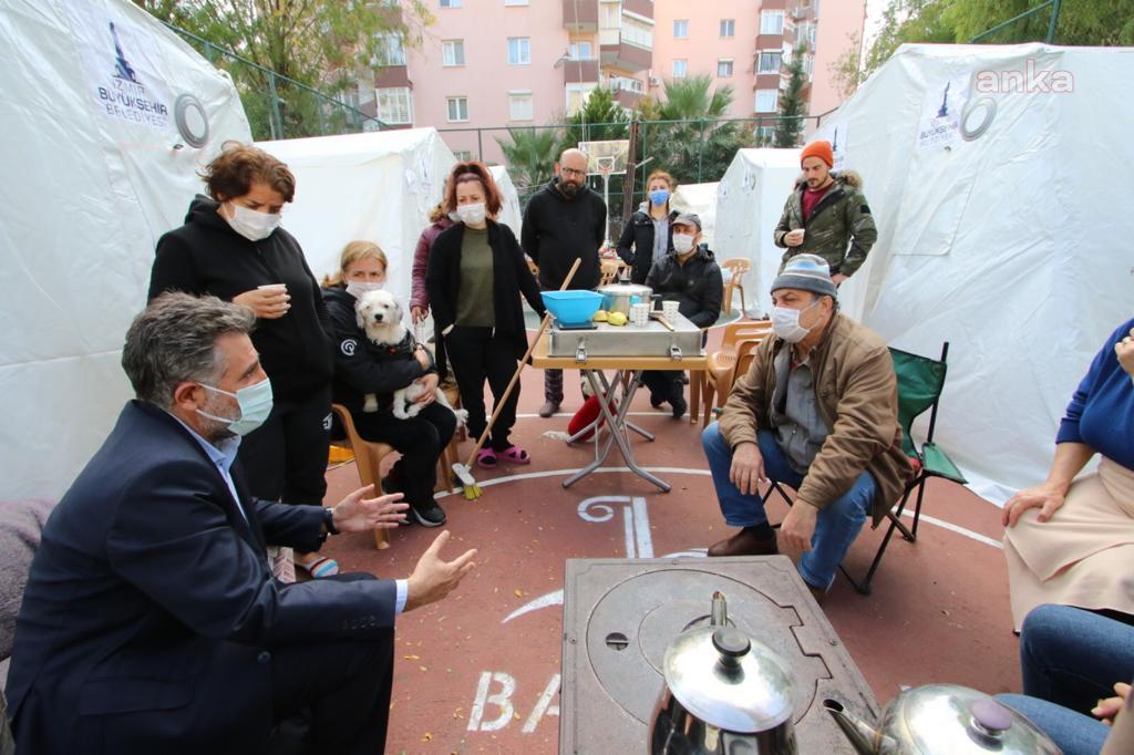 BAYRAKLI'DA DEPREMZEDELER İÇİN EŞYA KAMPANYASI: "EL VER, GÖNÜL AL"