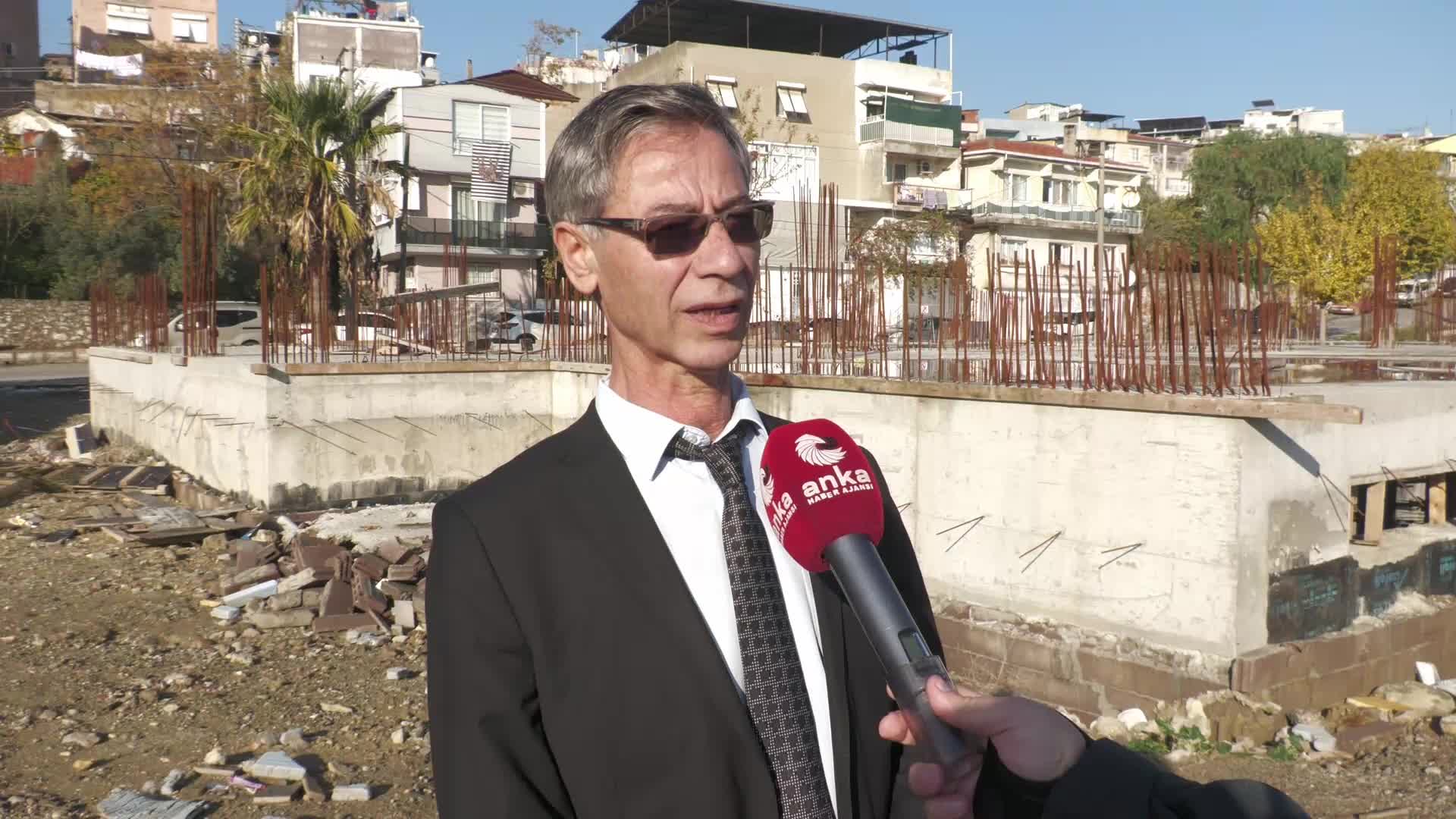 İzmir Karabağlar'da yarım kalan okul inşaatı tamamlanmayı bekliyor